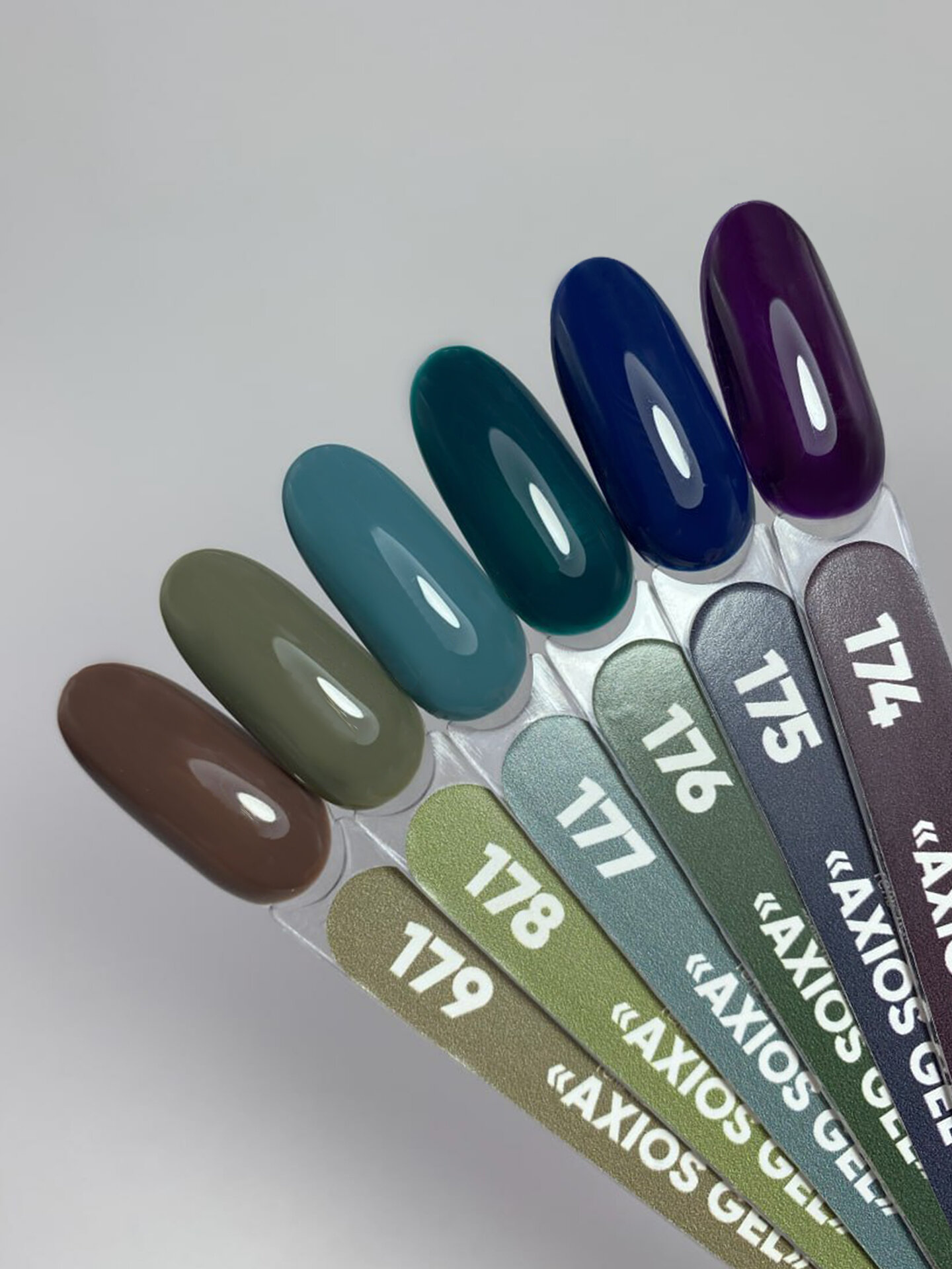 Гель лак от Patrisa Nail Axios Gel, № 179, глубокий горячий шоколад, 8 мл — фото 1