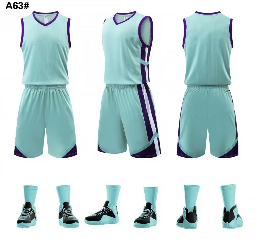 Форма спортивная  размер S