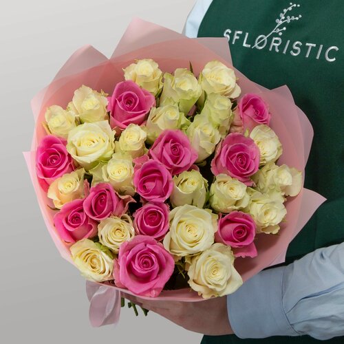 Изображение товара Букет Роз Кения 31 шт Малина со сливками