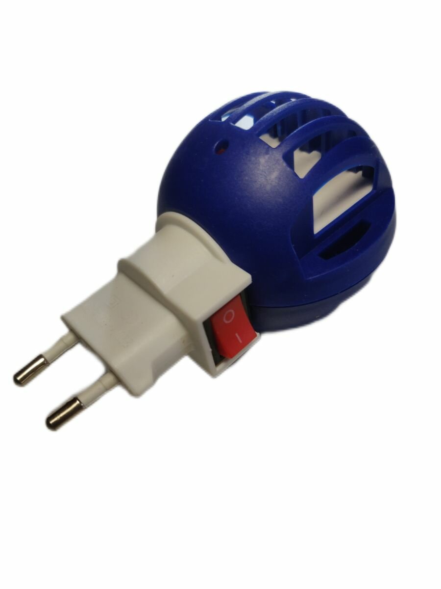 Фумигатор на мраморной поверхности с каплей жидкости, демонстрирующей отсутствие протечек