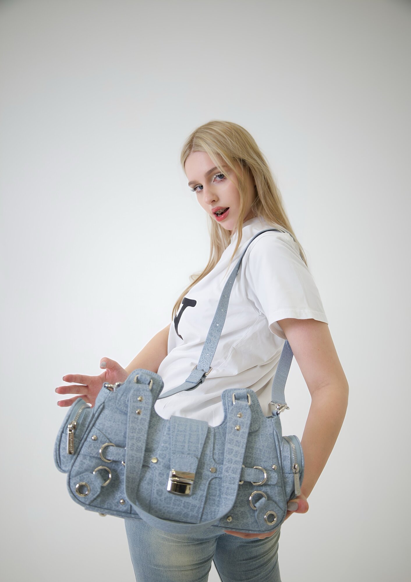 Сумка тоут CULTIVATOR, фактура бархатистая, под рептилию, рельефная, тиффани — фото 1