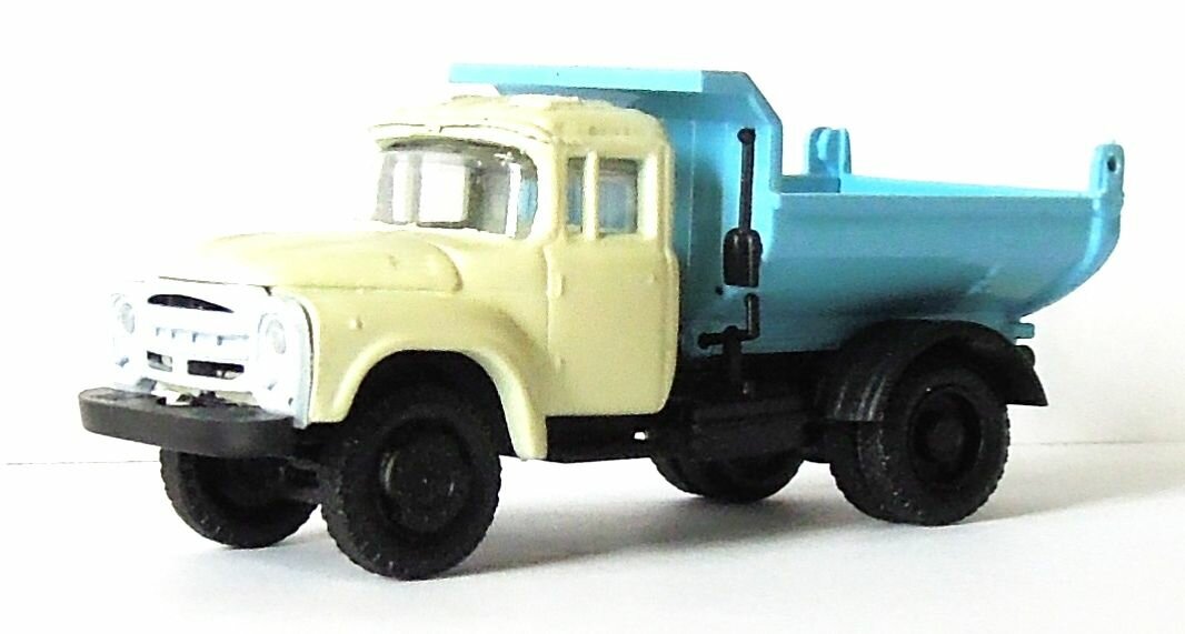 870052-2 MTD Модель самосвала 555 H0 1:87 16,5мм