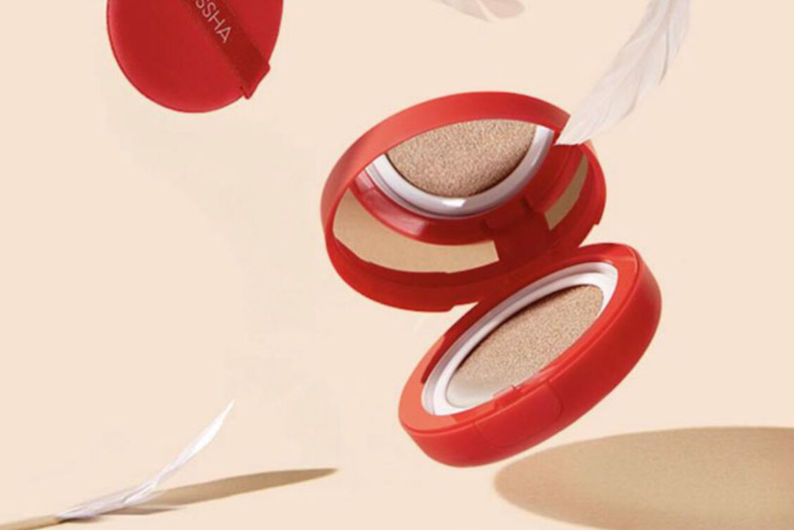 Тональный кушон для лица Finish Cushion SPF 50+/PA+++ тон 21(Natural Beige) 15 мл