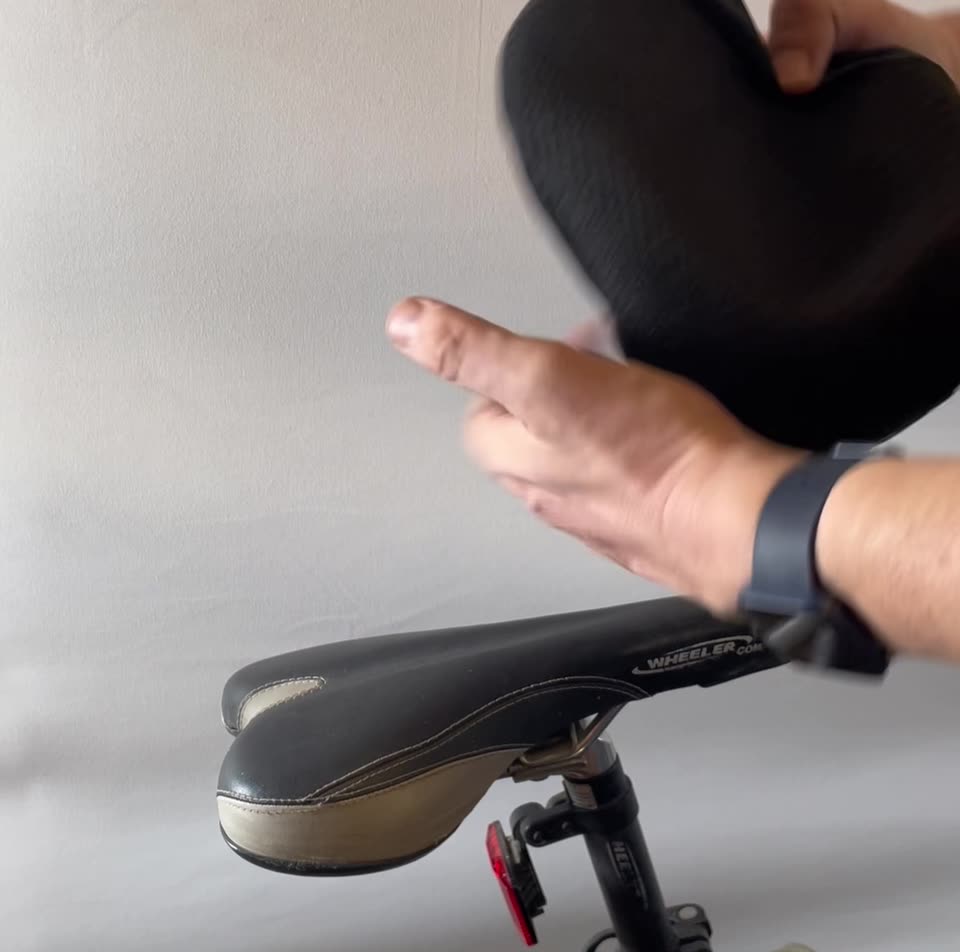 Чехол на велосипедное сиденье, накладка на велоседло, ткань + поролон для сиденья велосипеда, мягкий чехол на вело — фото 1