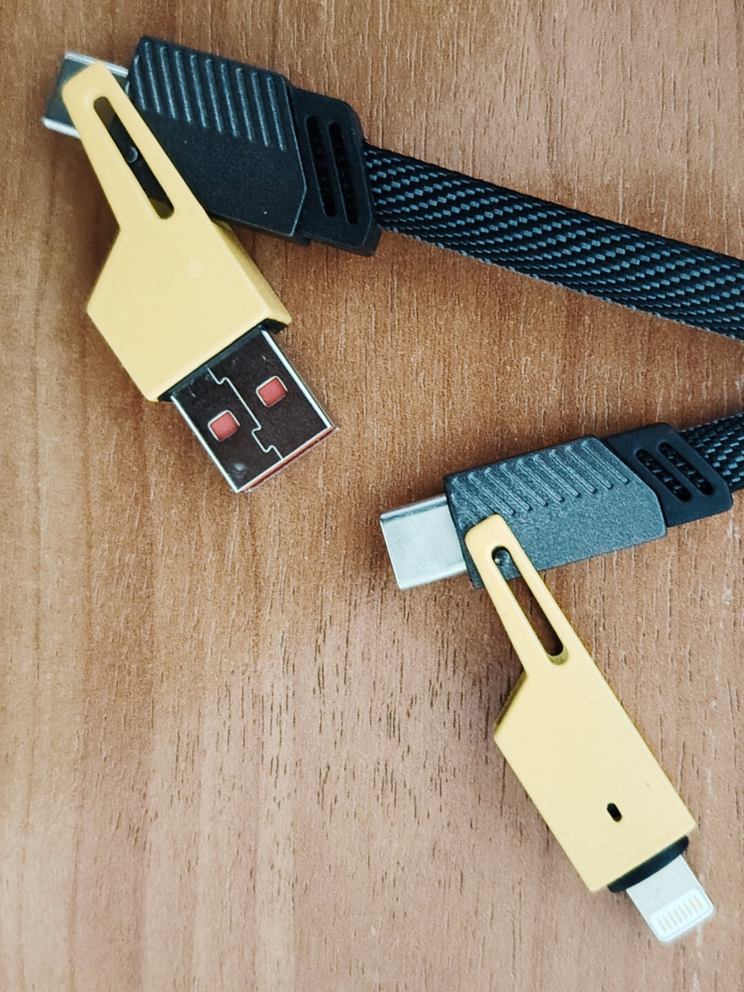 Кабель для iPhone 4 в 1 USB, Redmi и Samsung, Type-C, Lightning, Type-C to Type-C — фото 1