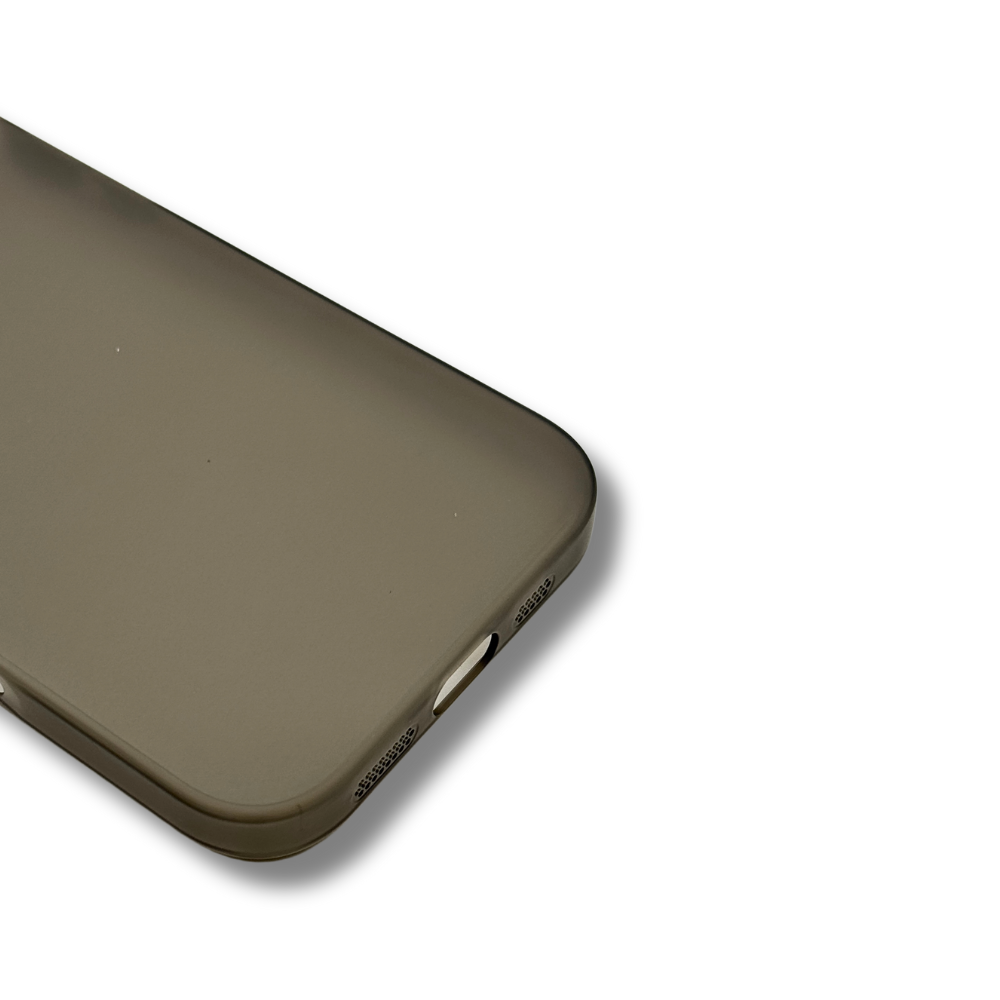 Чехол для APPLE IPHONE 16 PRO чёрный матовый, ударопрочный, не желтеет, тонкий — фото 1