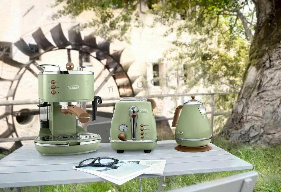 Чайник электрический DeLonghi KBOV 2001. GR Icona Vintage-LI