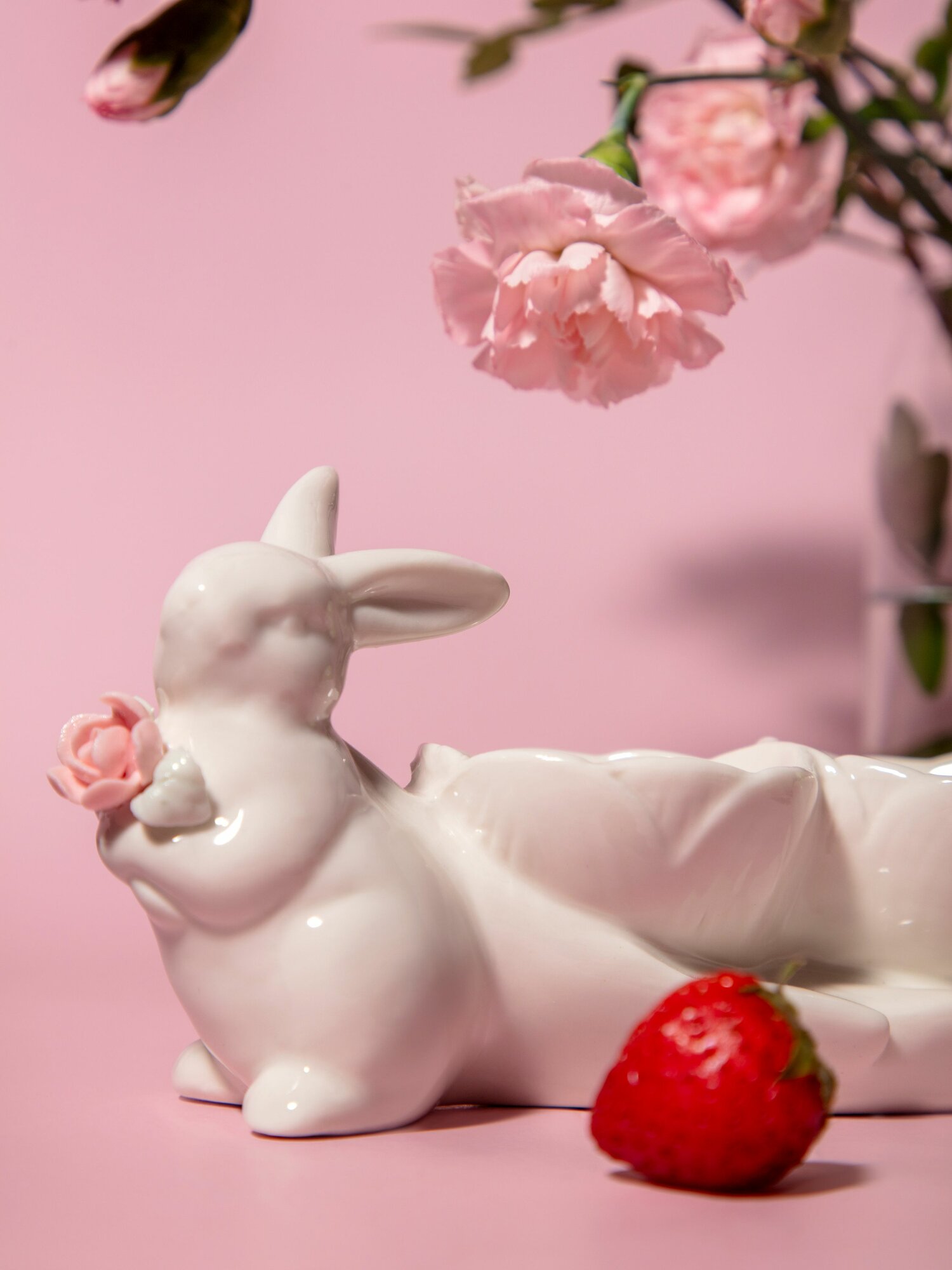 Блюдо для яиц Lefard "Пасха. Кролик", для 3-х яиц, фарфоровое — фото 1