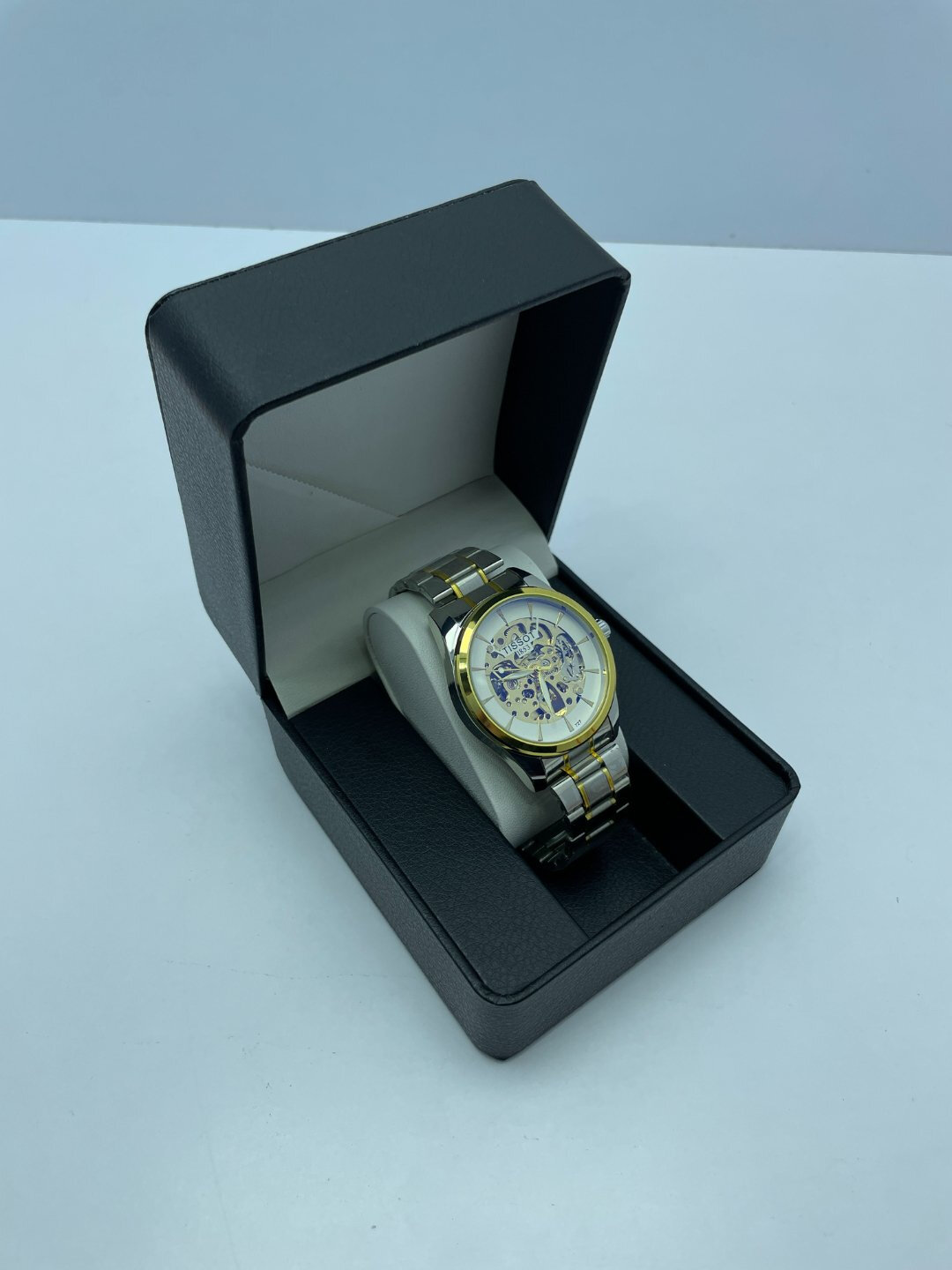 Наручные часы Классика