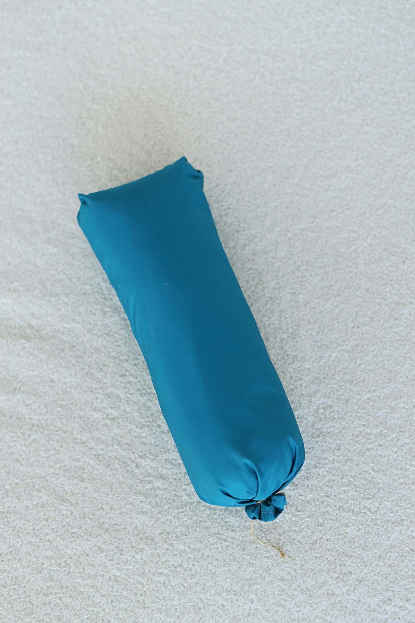 Подушка-валик из можжевельника, 350г, 30*10см - фотография № 6