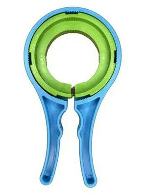 Ключ для открывания винтовых крышек диаметром 66 82 89 и 100 мм.