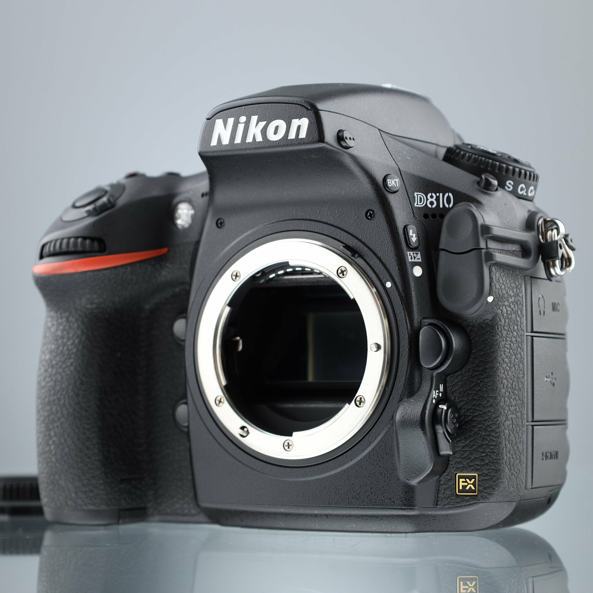 Фотоаппарат зеркальный Nikon D810 Body, черный 36 МП без объектива