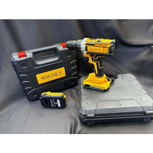Дрель-шуруповерт аккумуляторная MAGNET B-4 в кейсе с набором инструмента 499900₽