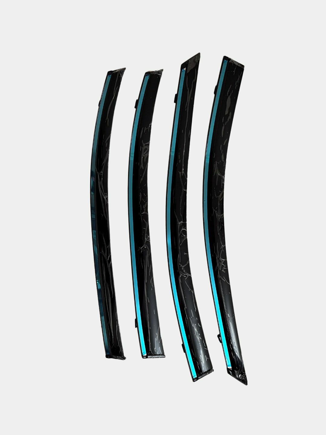 Ветровики (дефлекторы) на MALIBU 2 – комфорт и защита в любую погоду — фото 1