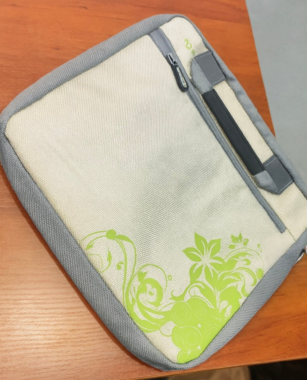 Сумка папка для планшета , документов , 25/32 ,10,1”, легкая, удобная