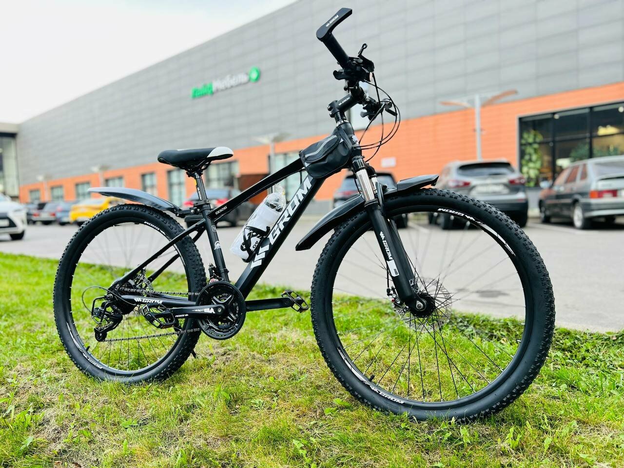 Горный велосипед GROM городской 26 дюймов/взрослый мужской и женский для прогулки скоростной спортивный белый/черный