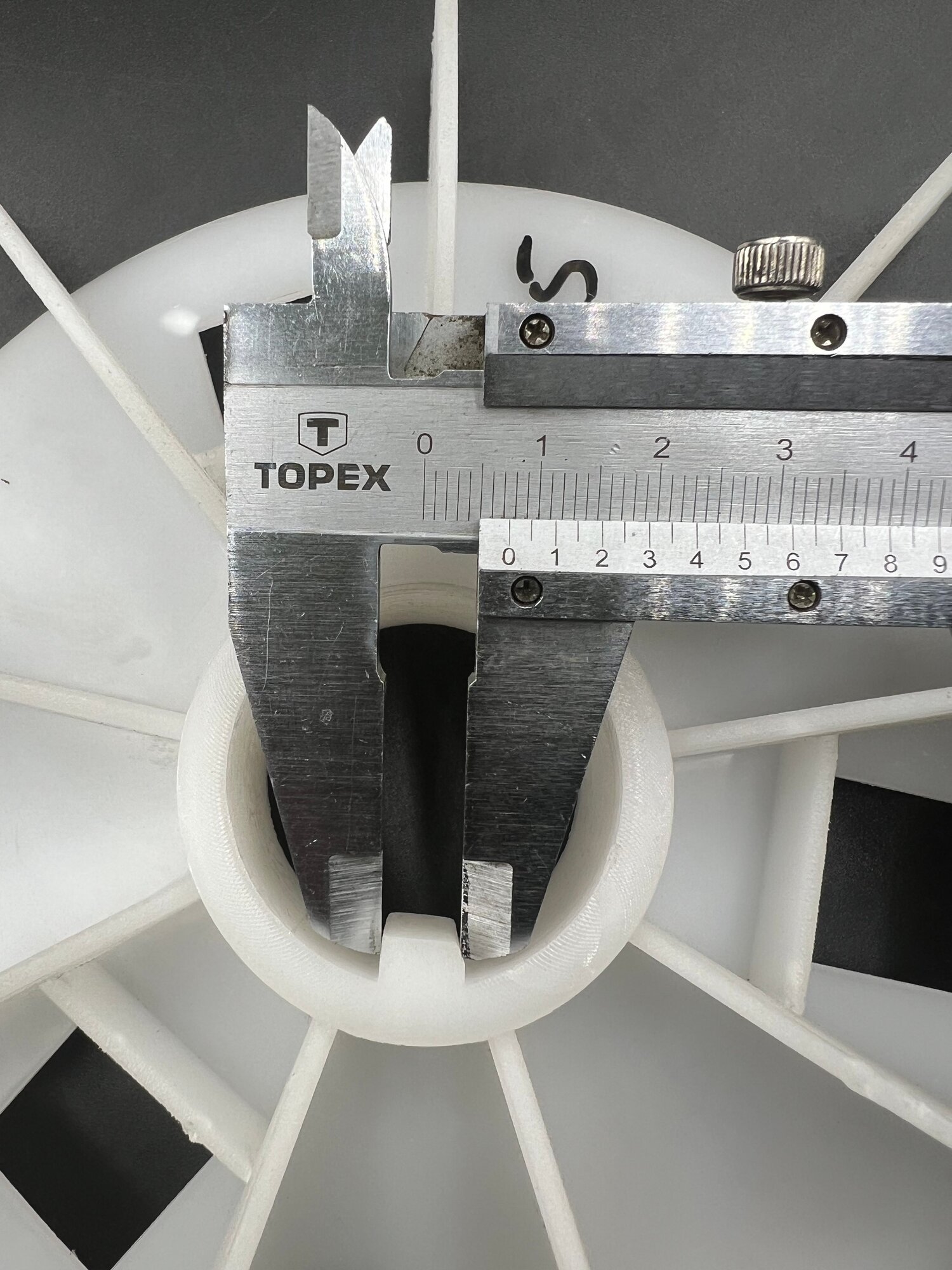 Крыльчатка ( вентилятор ) охлаждения - вал 38 мм (215мм по лопастям) Китай — фото 1