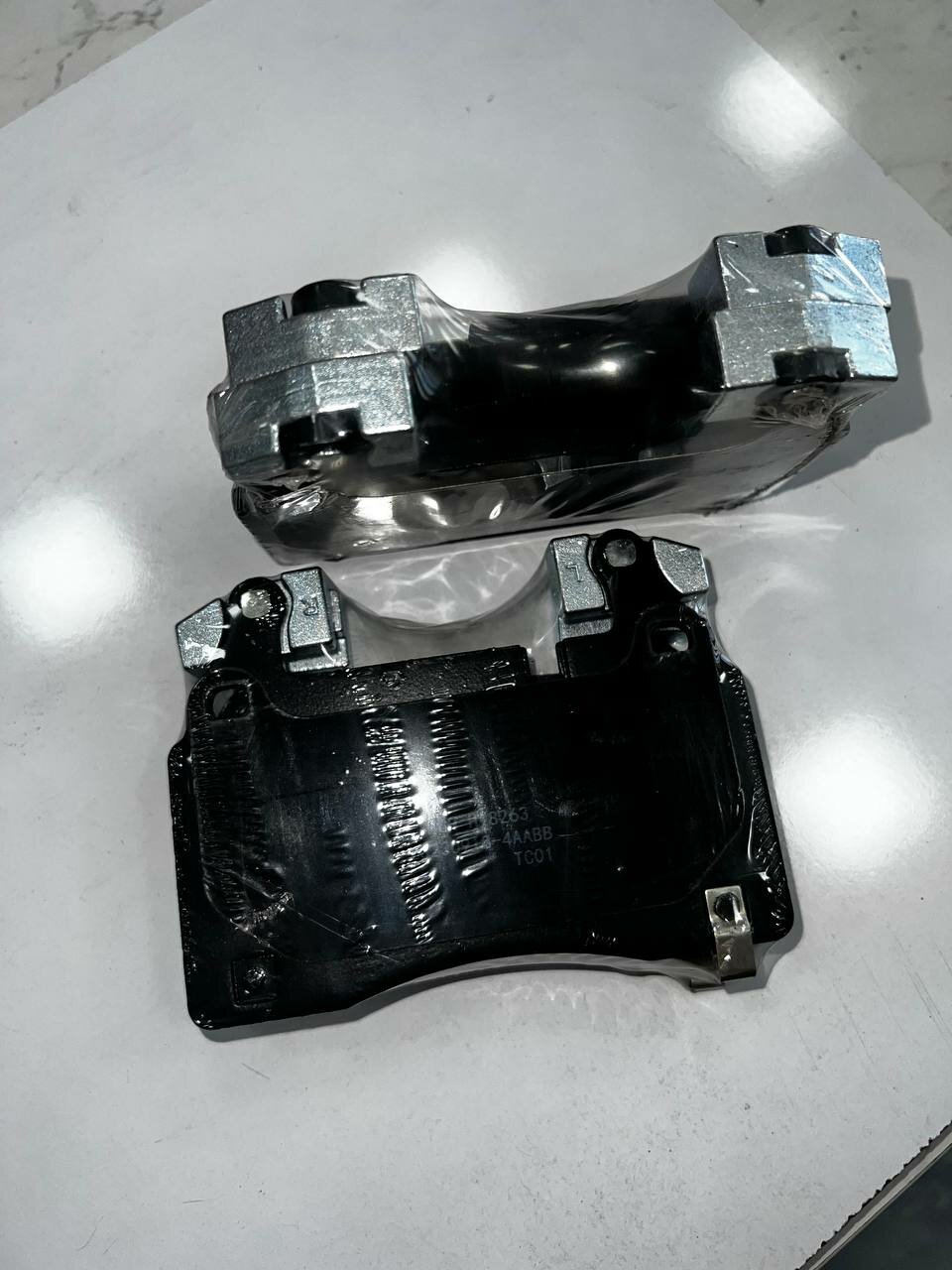 Тормозные колодки CHE MA CHI, для Nio Es8, Nio Et, передние, черные — фото 1