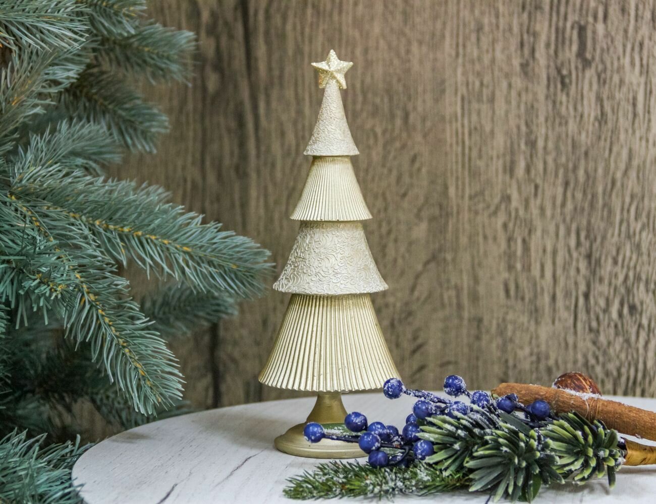 Декоративная настольная ЕЛЬ брэйди полистоун 23 см Due Esse Christmas XNA22016223
