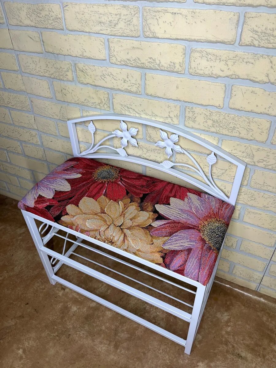 Кованая прихожая, Студия кованой мебели Нива, цвет красно-розовый меланж — фото 1