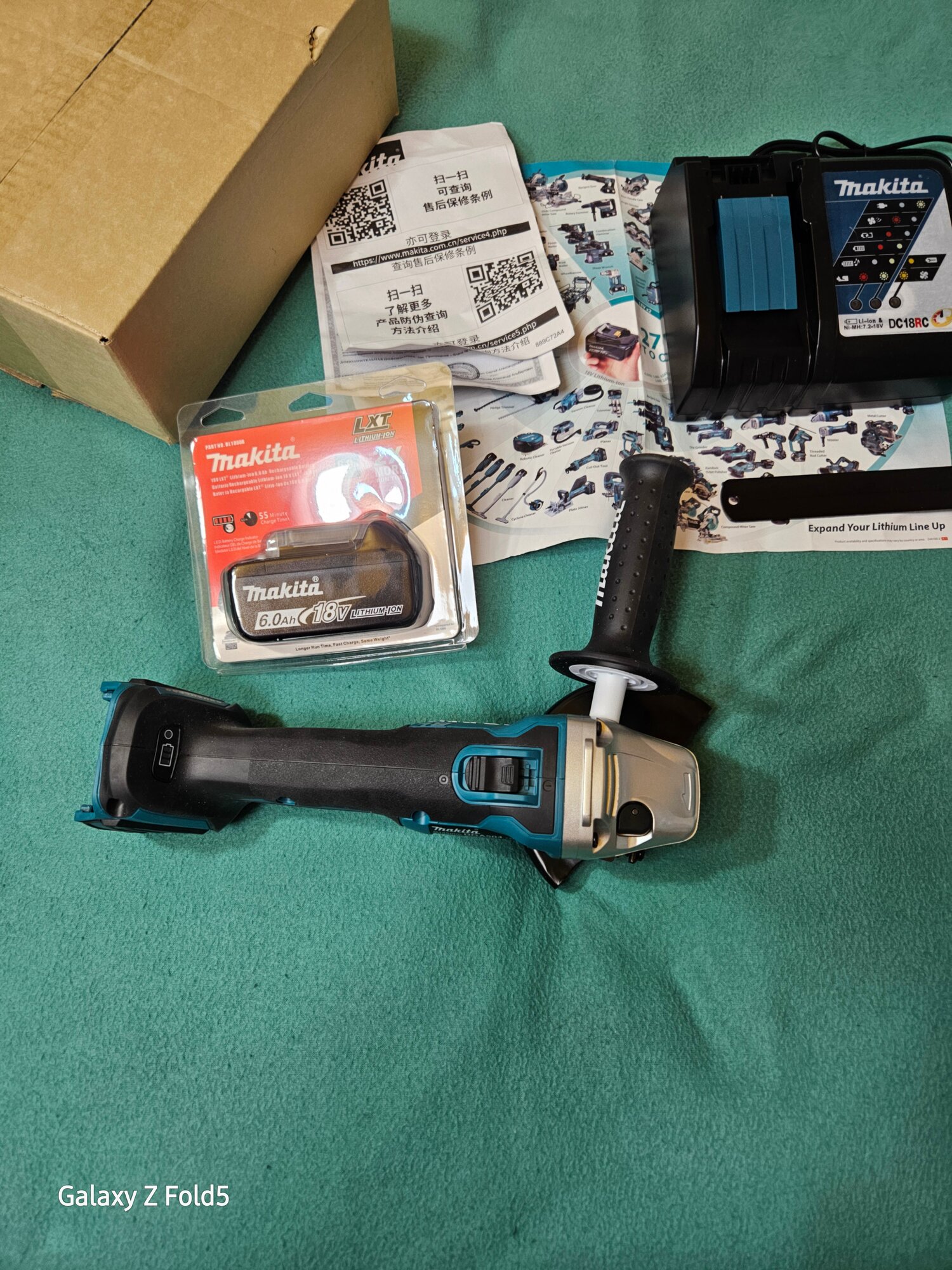 Углошлифовальная машина 125мм Makita DGA504Z Оригинал болгарка бесщёточная 18в с аккумулятором 6А и зарядкой