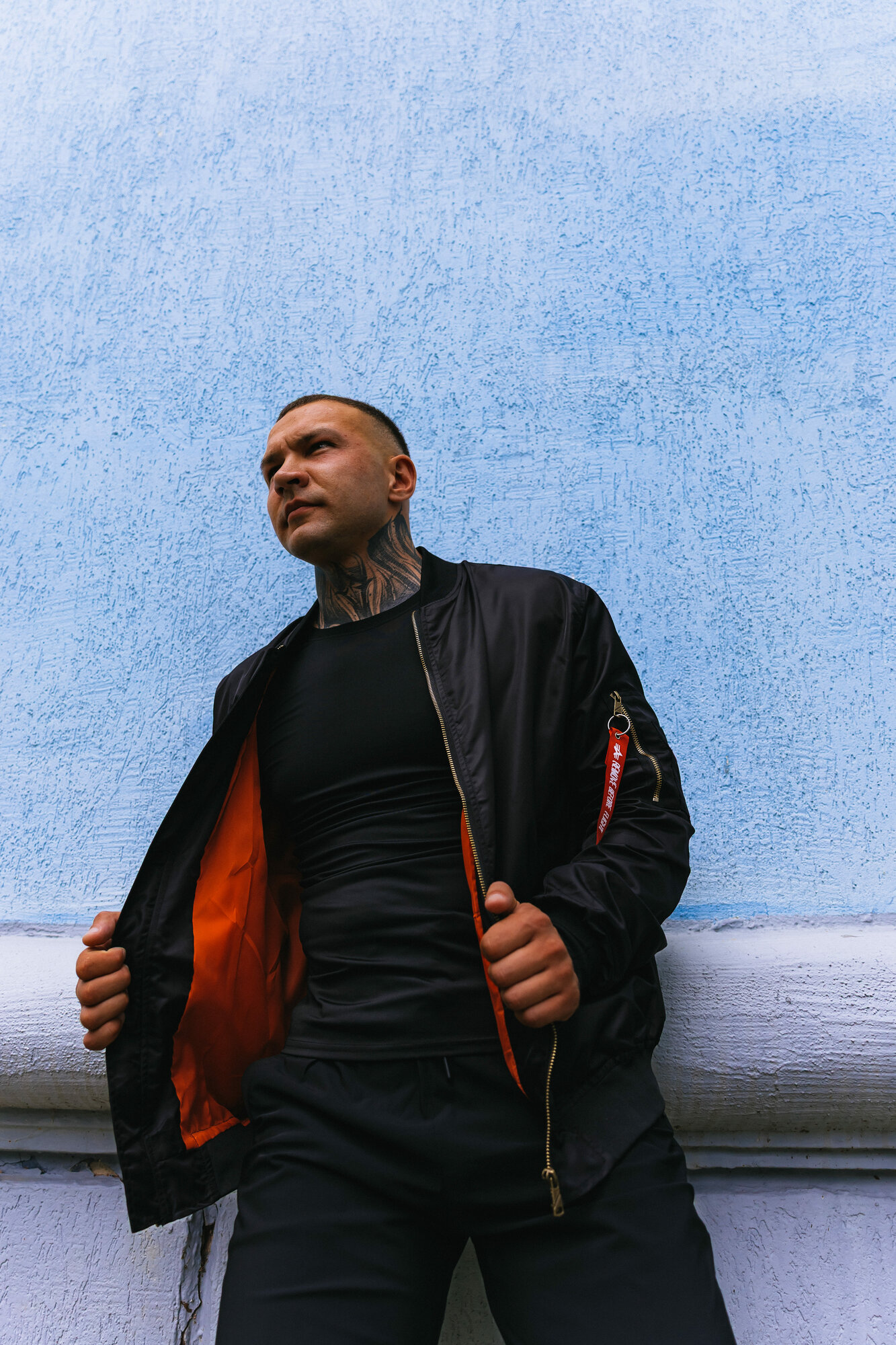 Куртка  бомбер повседневный черный alpha с лентой, размер 46-48, черный графитовый — фото 1