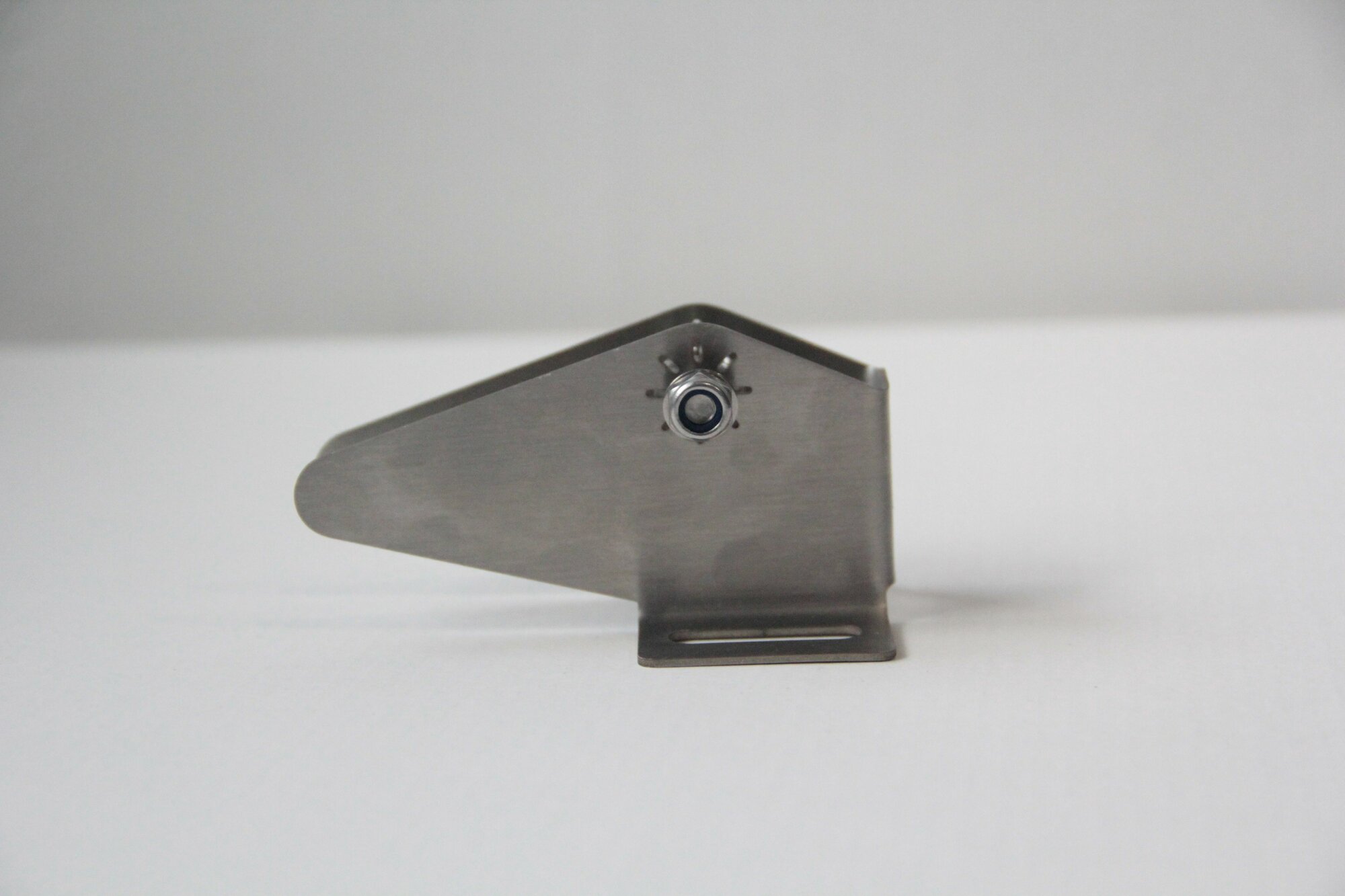 Универсальное крепление датчика эхолота с защитой от удара — фото 1