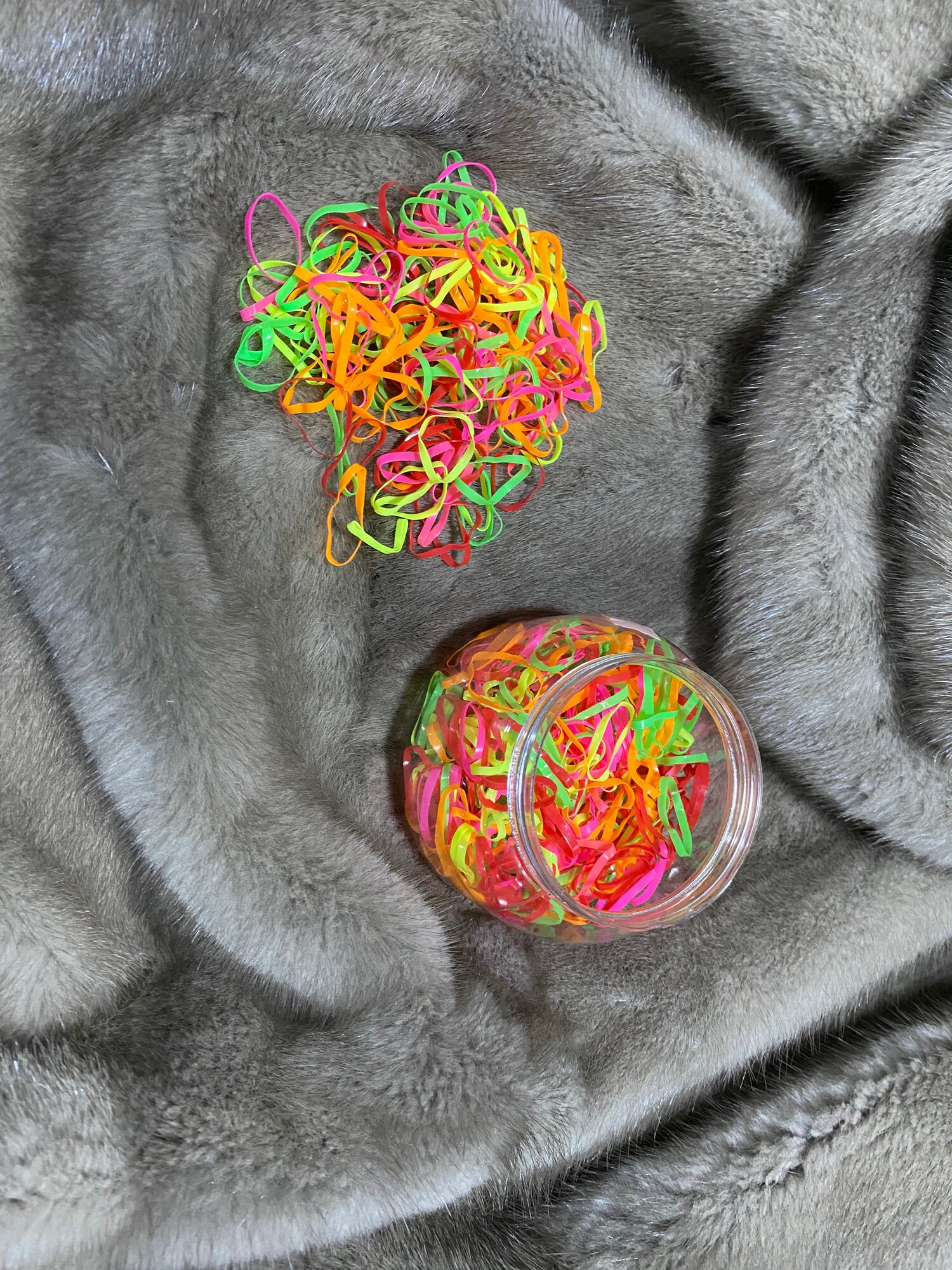 Резинки для волос, разноцветные, силиконовые, для девочек, в упаковке — фото 1