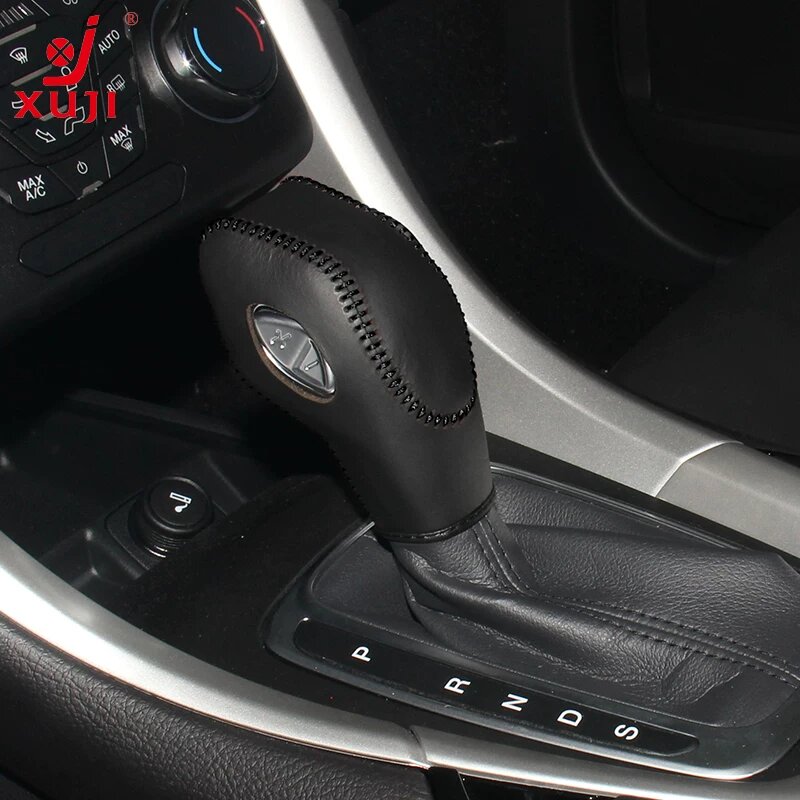 Чехол для рычага КПП Ford Focus для автоматической коробки, кожа с черной строчкой (1 шт)