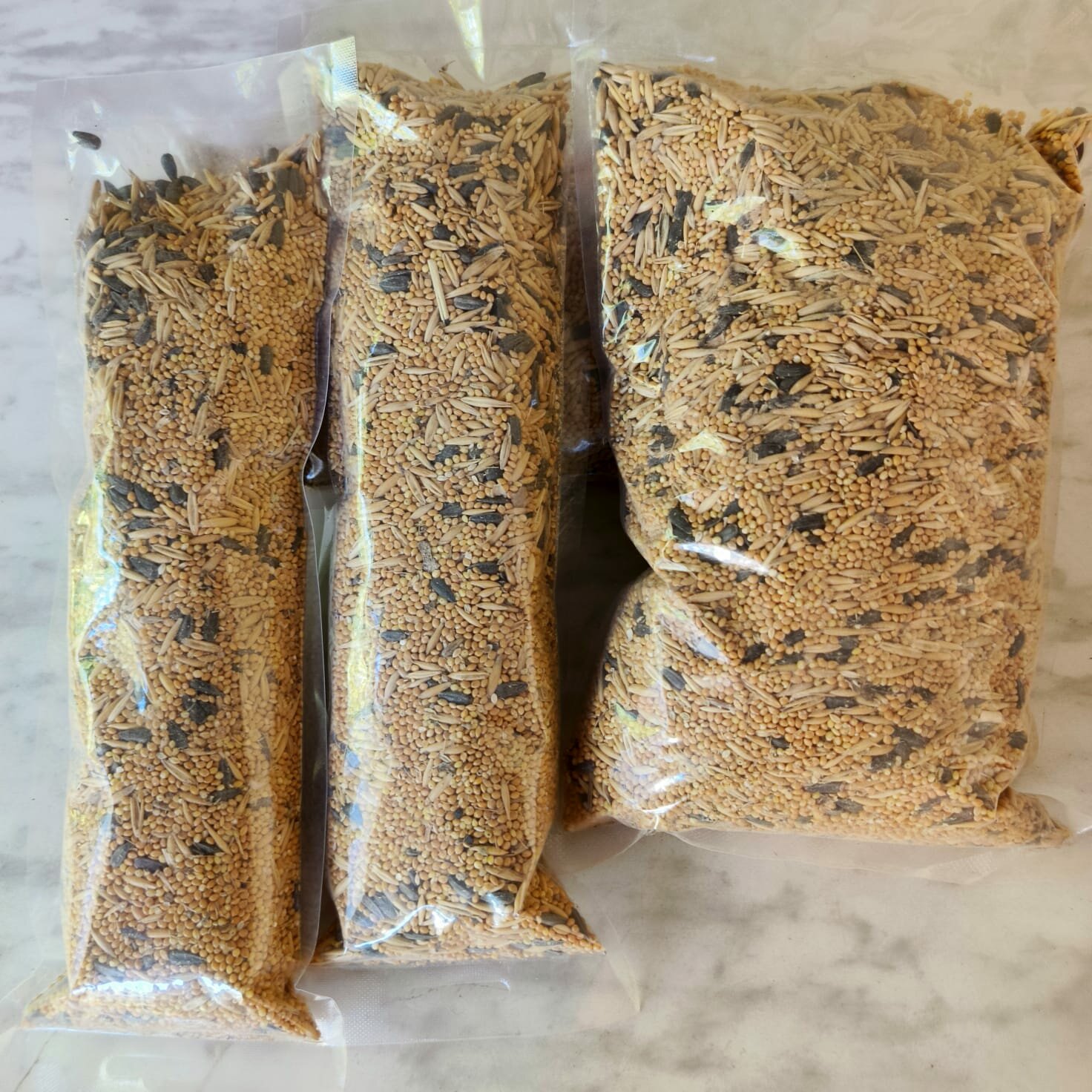 Корм для средних и волнистых попугаев для птиц экзотических 350 гр.