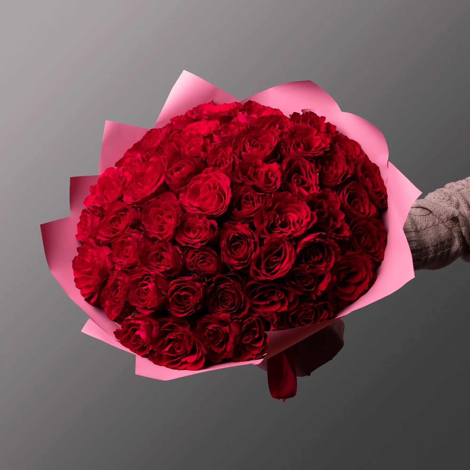 Букет Роза "Красная" 51 шт Высота 40 см в коробке и аквабоксе от "Простоцветы"