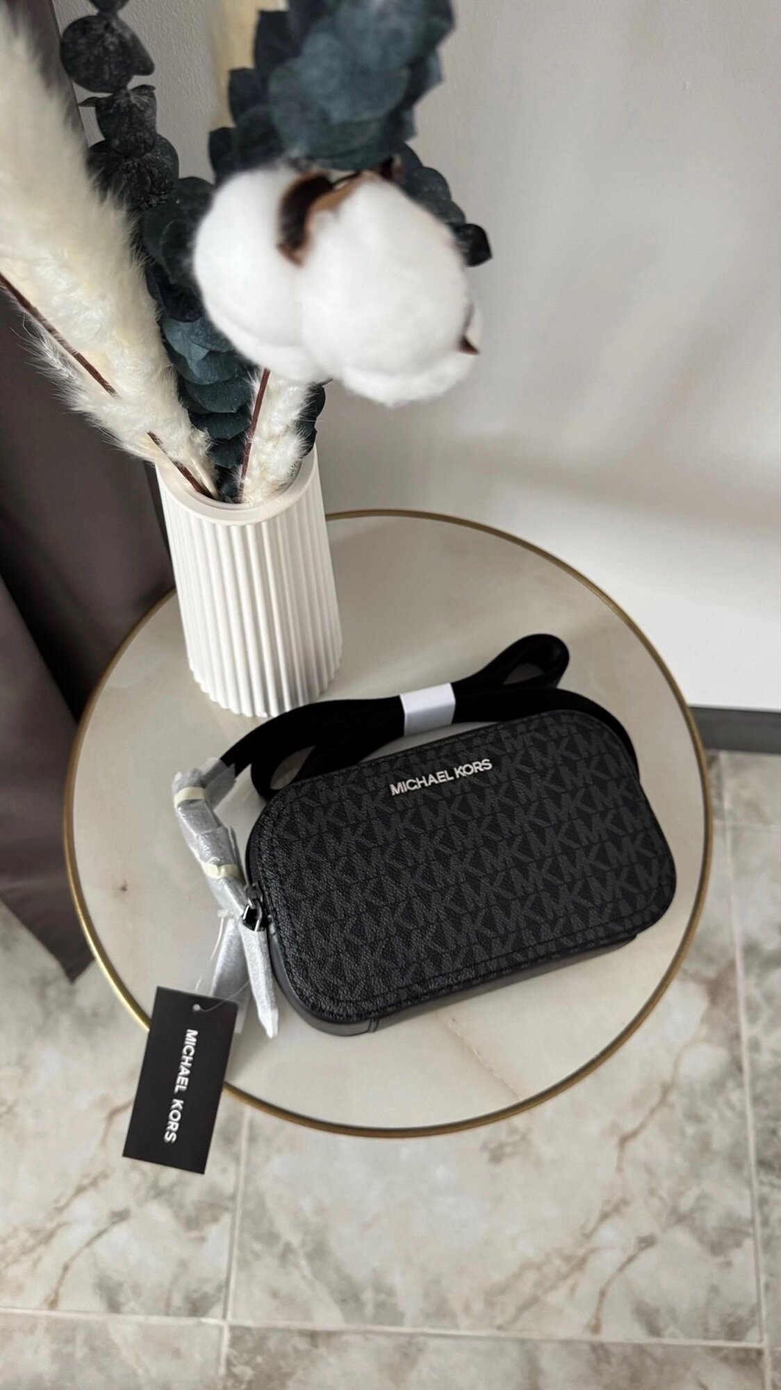 Сумка поясная MICHAEL KORS Michael Kors medium camera bag 