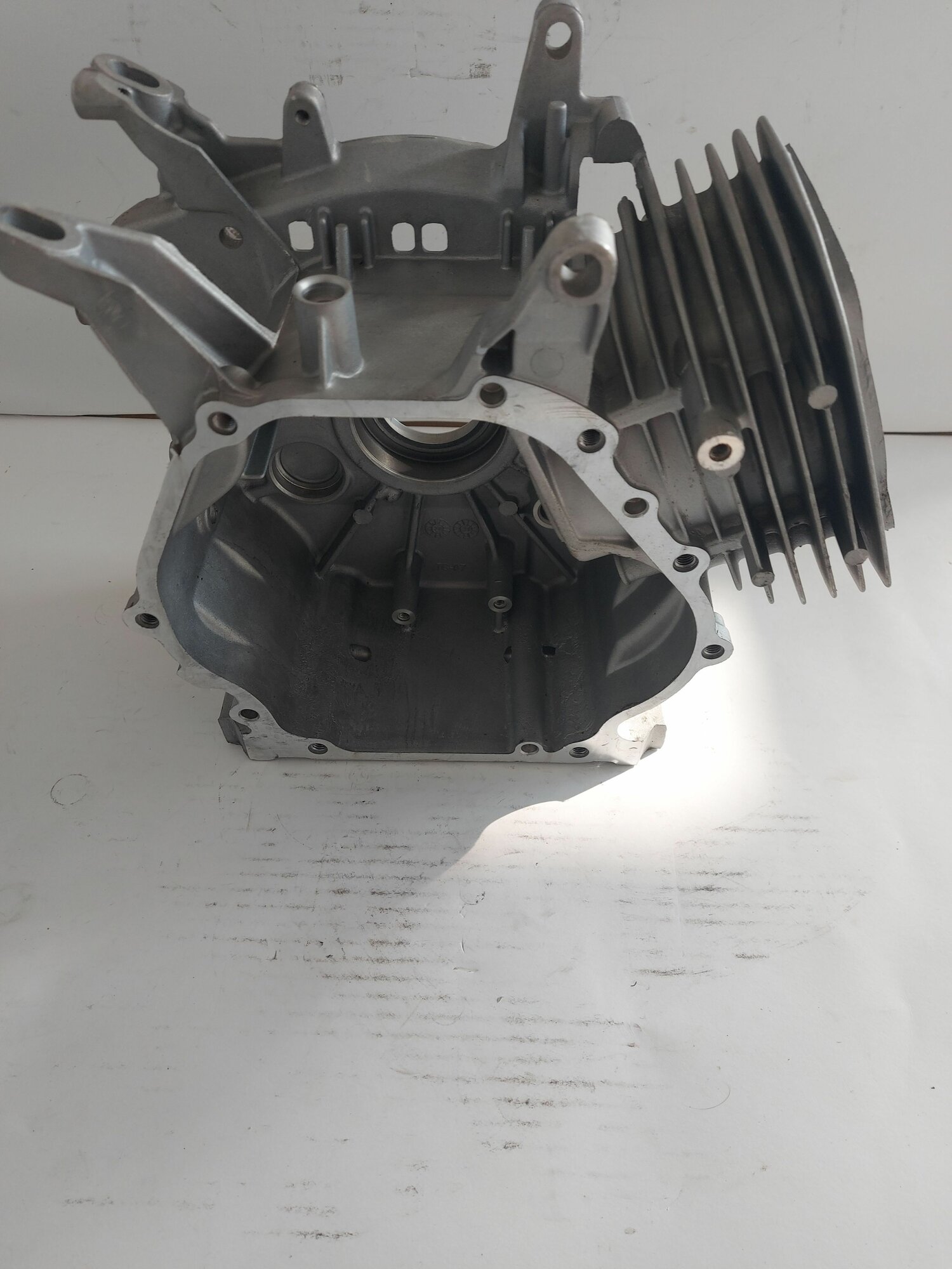 Картер (блок) для двигателей 188F — фото 1