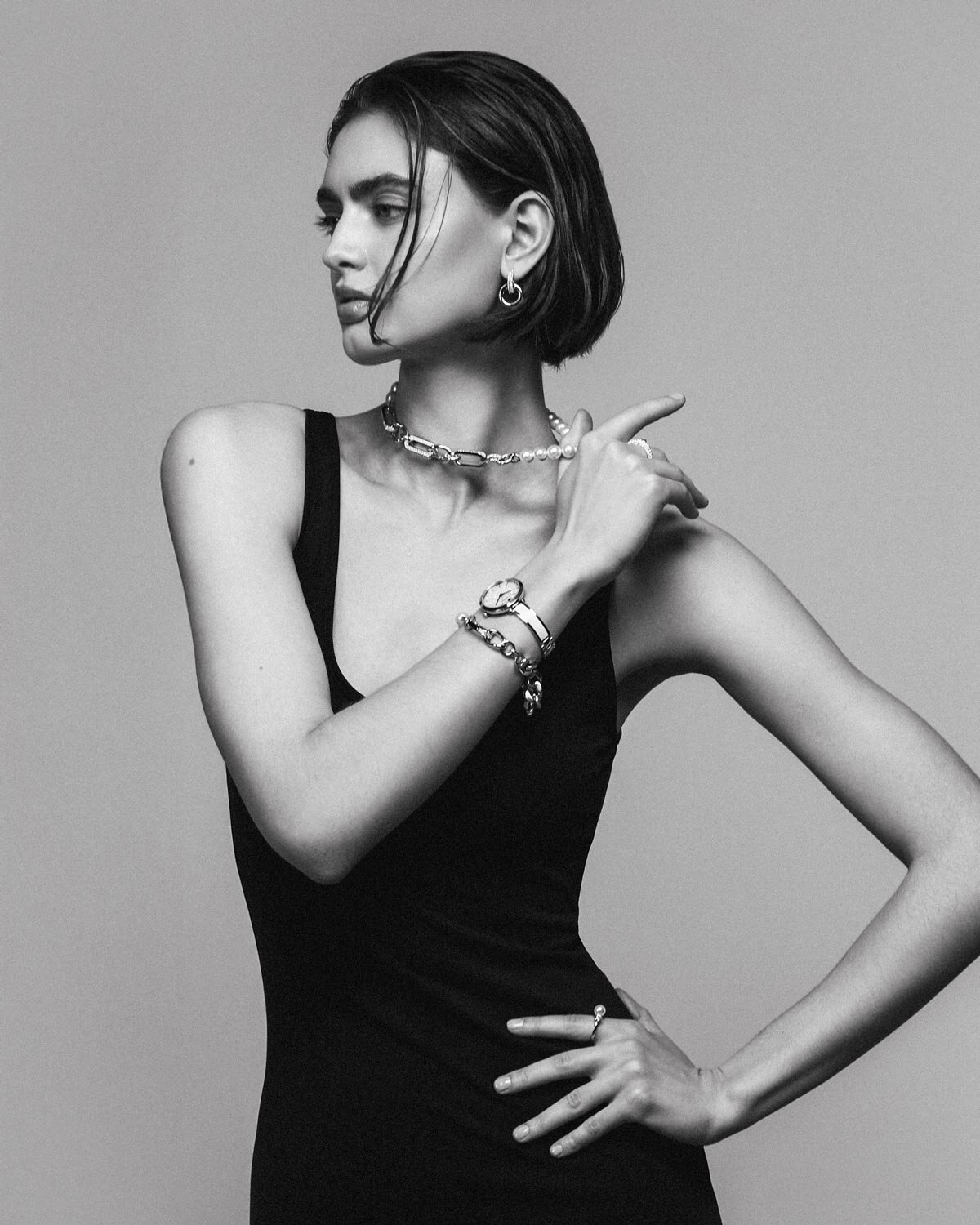 Серьги с подвесками SWAROVSKI, кристаллы Swarovski, размер 27 мм, белый, серебряный — фото 1