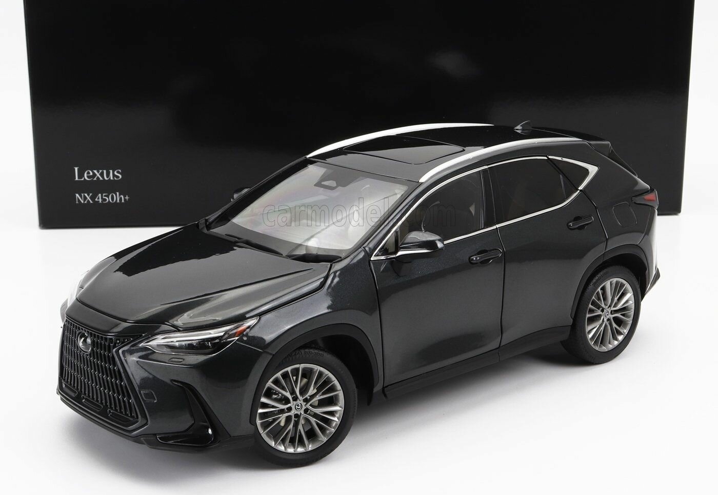 1:18 Lexus NX450H 2022, Коллекционная масштабная модель от Kyosho
