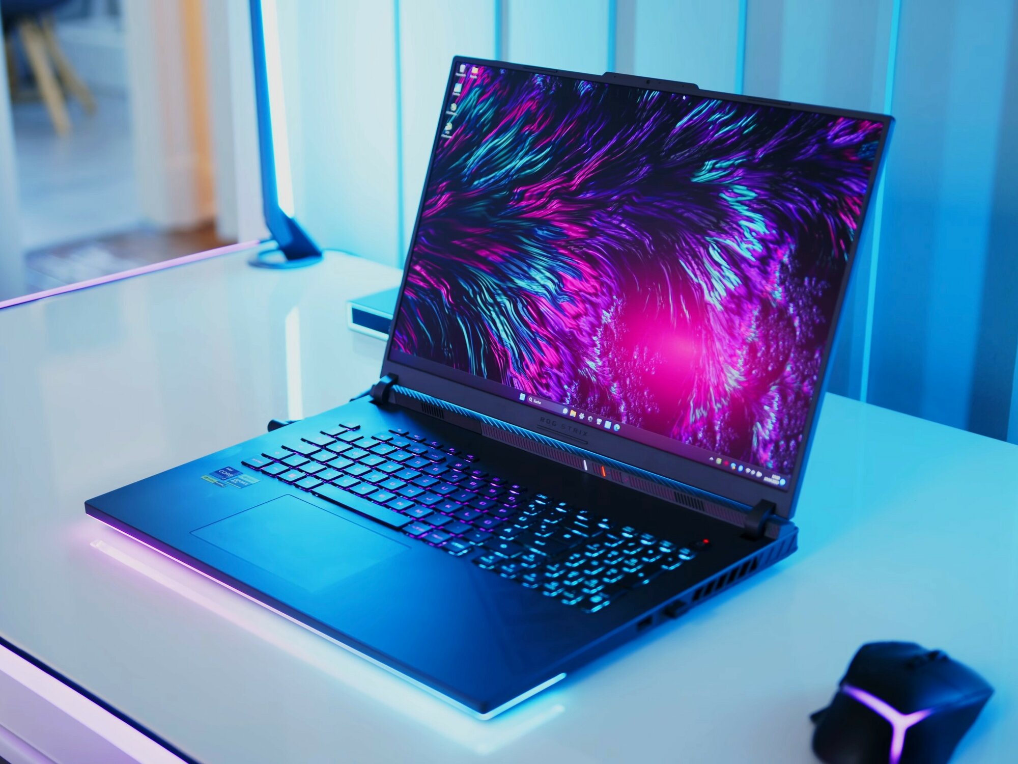 Ноутбук Asus ROG Strix Scar G18 2025, Ultra 9 275HX, RTX5070Ti, 32ГБ, 4ТБ, Win 11, Чёрный, Русская раскладка