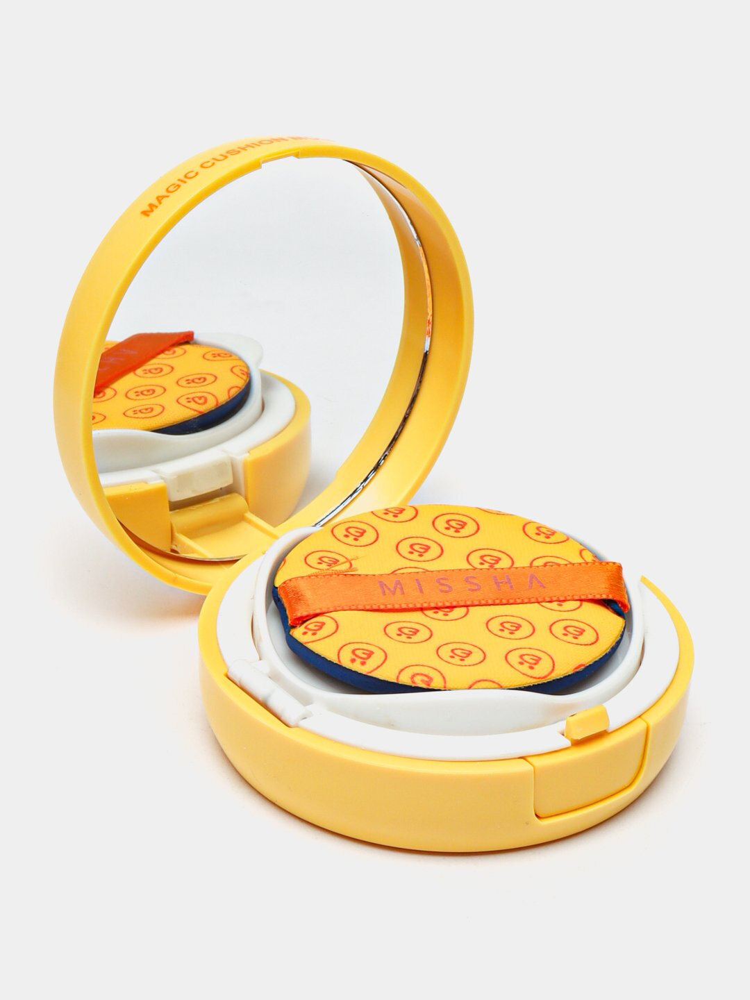 Тональный крем-кушон, увлажняющий, для всех типов кожи, SPF 50+, антивозрастной, гипоаллергенный — фото 1