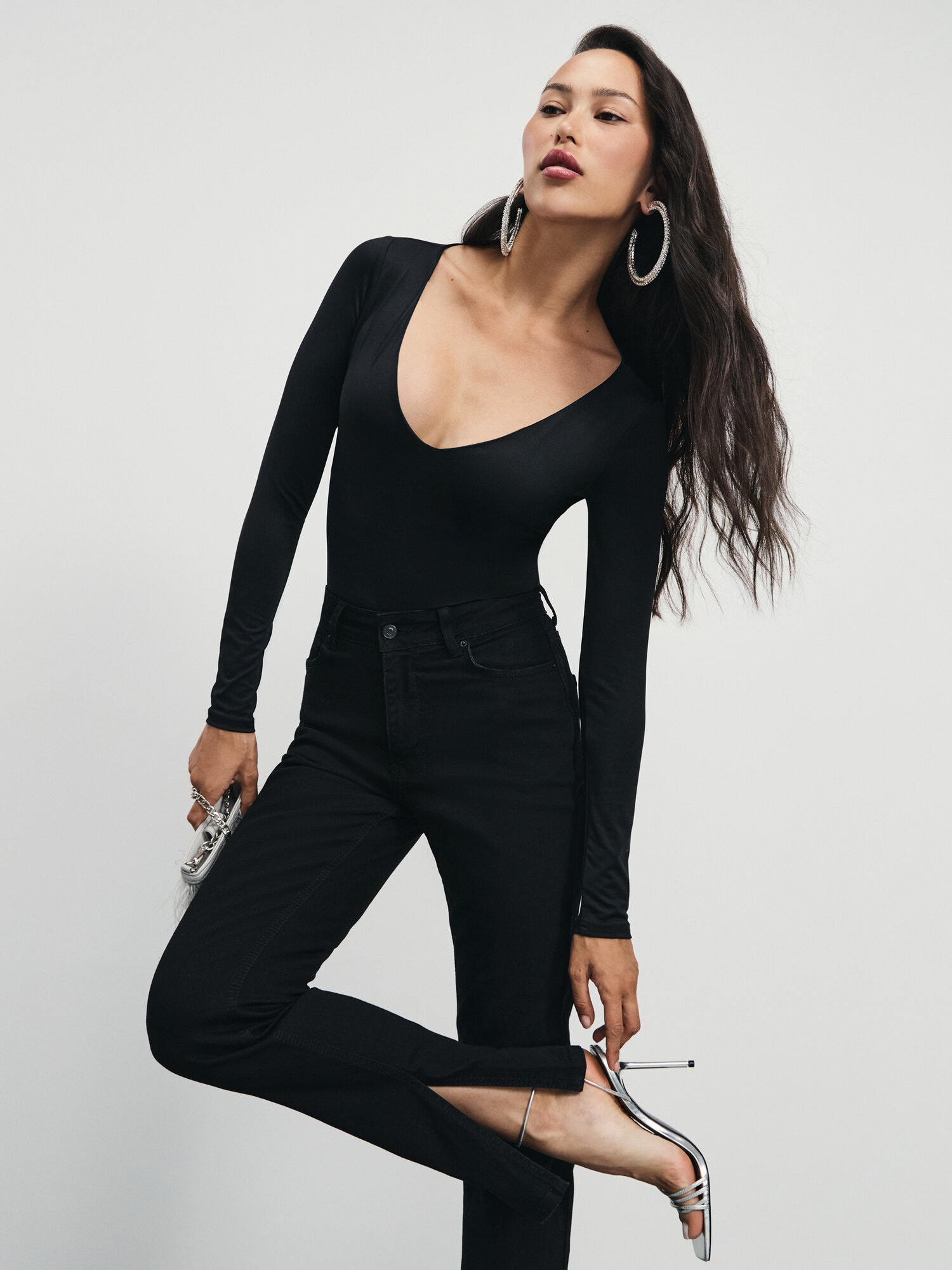 Джинсы зауженные Zarina slim, размер S (RU 44)/170, черный