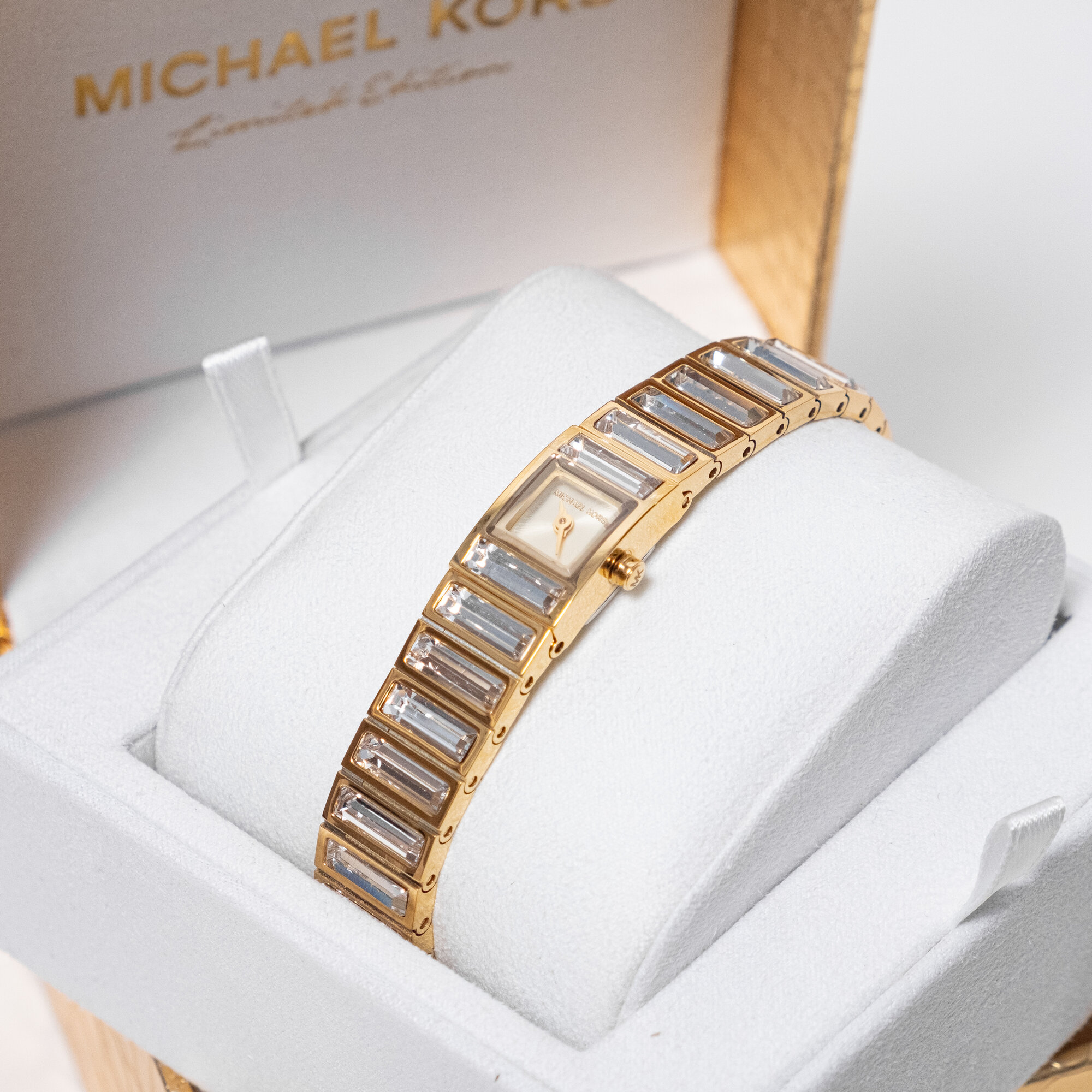 Наручные часы