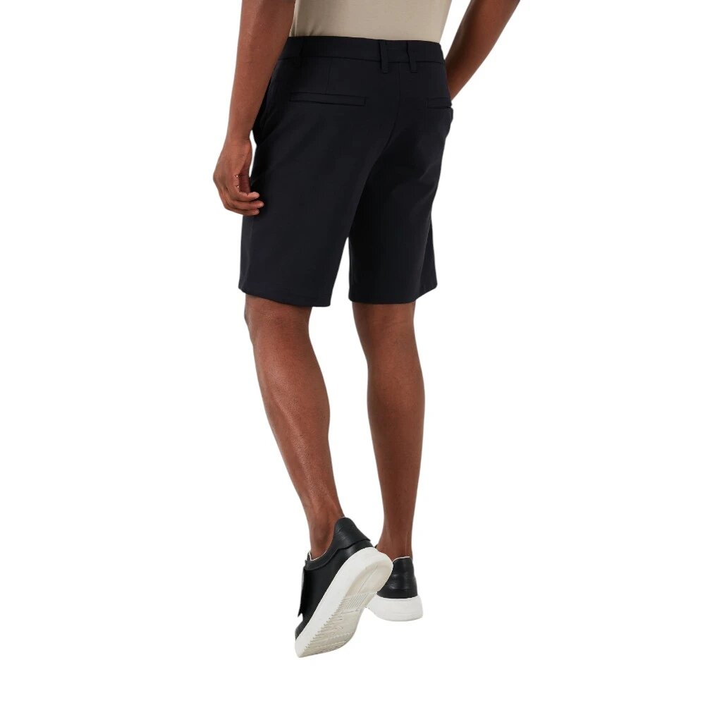 Шорты BOSS, размер M — фото 1