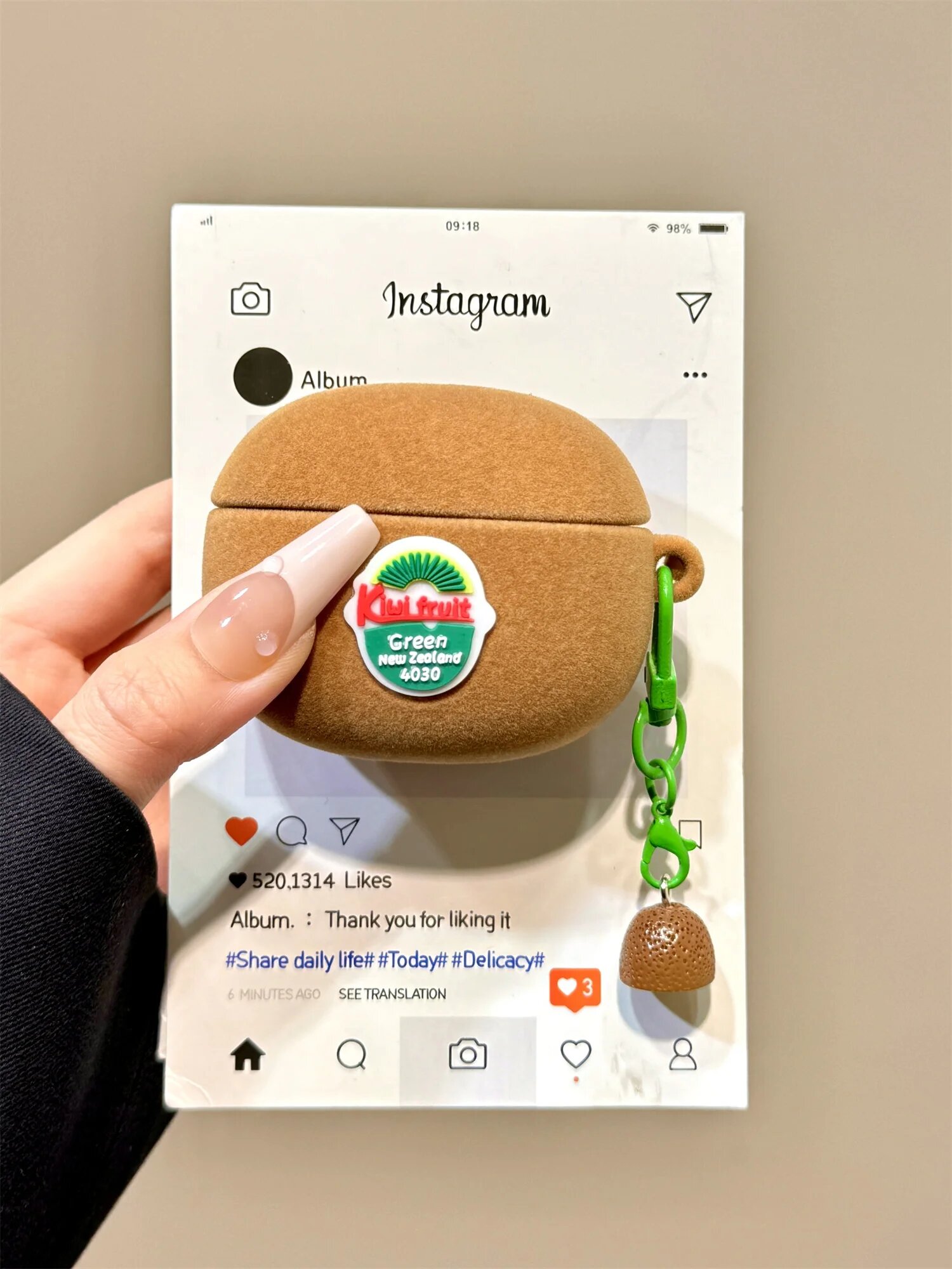 Противоударный чехол для AirPods из силикона Villus Kiwi Fruit 1 For Airpods 3