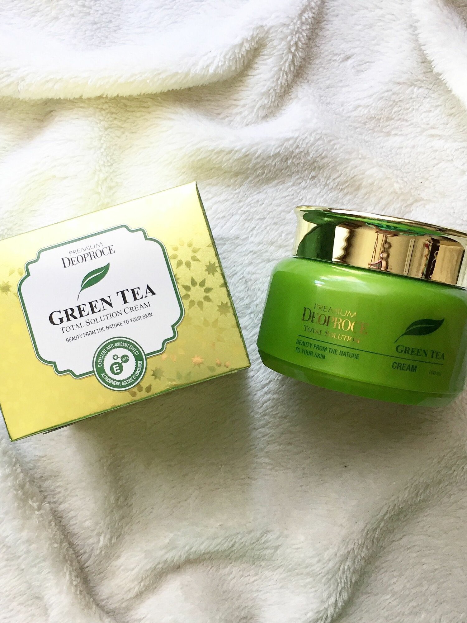 DEOPROCE / Увлажняющий крем для лица с экстрактом зеленого чая / Premium Deoproce Green Tea Total Solution Cream 100 мл.