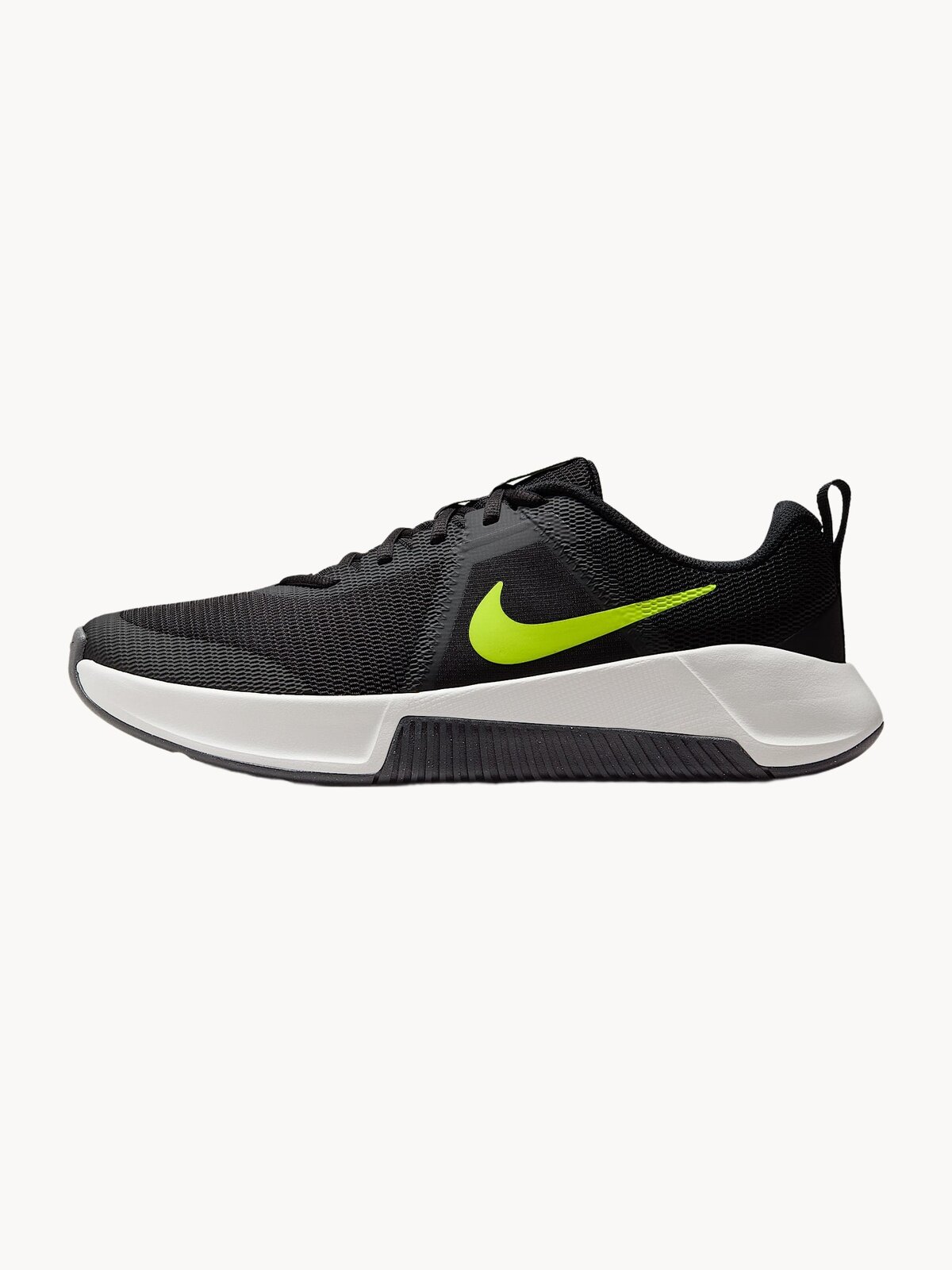 Кроссовки NIKE MC Trainer 3, размер 10.5 US, черный/белый/зеленый
