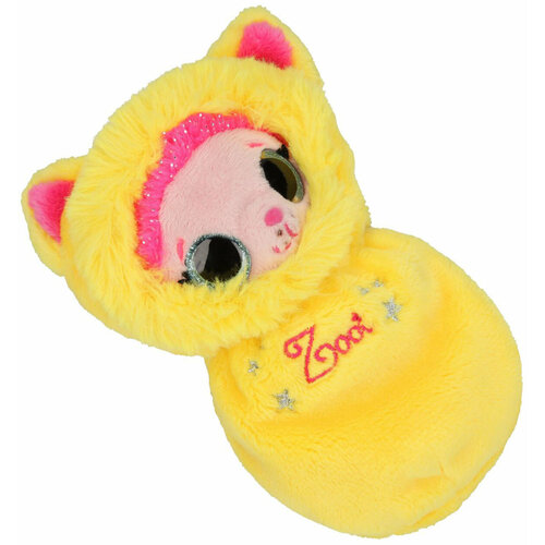 Мягкая плюшевая игрушка Ylvi & the Minimoomis Зои в спальном мешке желтая