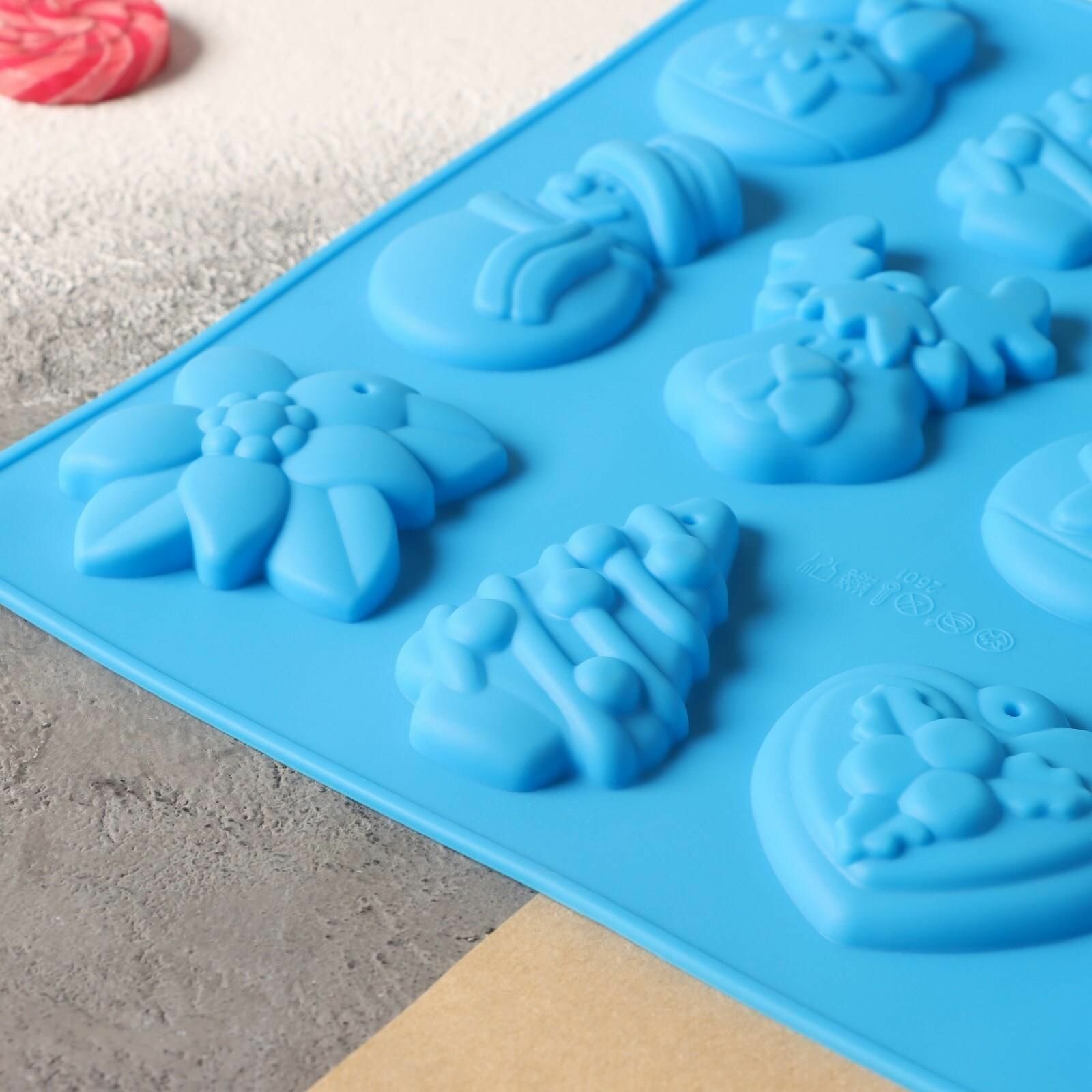 Форма для шоколада 3D Доляна «Ёлочные игрушки», 30×30 см, 12 ячеек, цвет микс./ В упаковке: 1 - фотография № 10