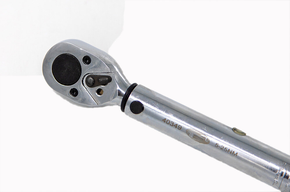 Динамометрический предельный ключ 3/8 5-25 Нм — фото 1