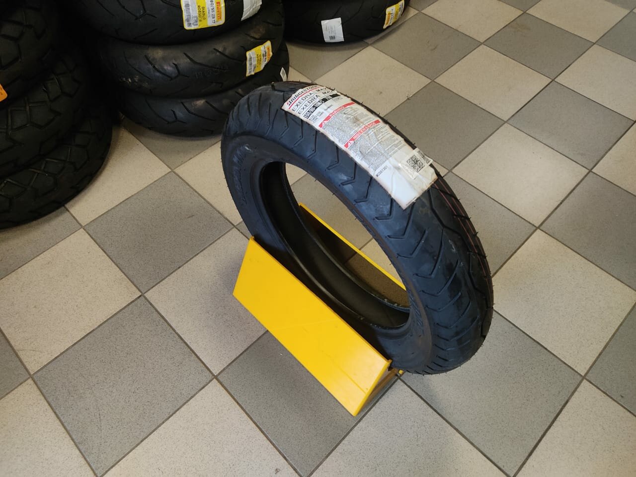 Мотошина / шина для мотоцикла Bridgestone Exedra Max 150/80-16 71H TL Front