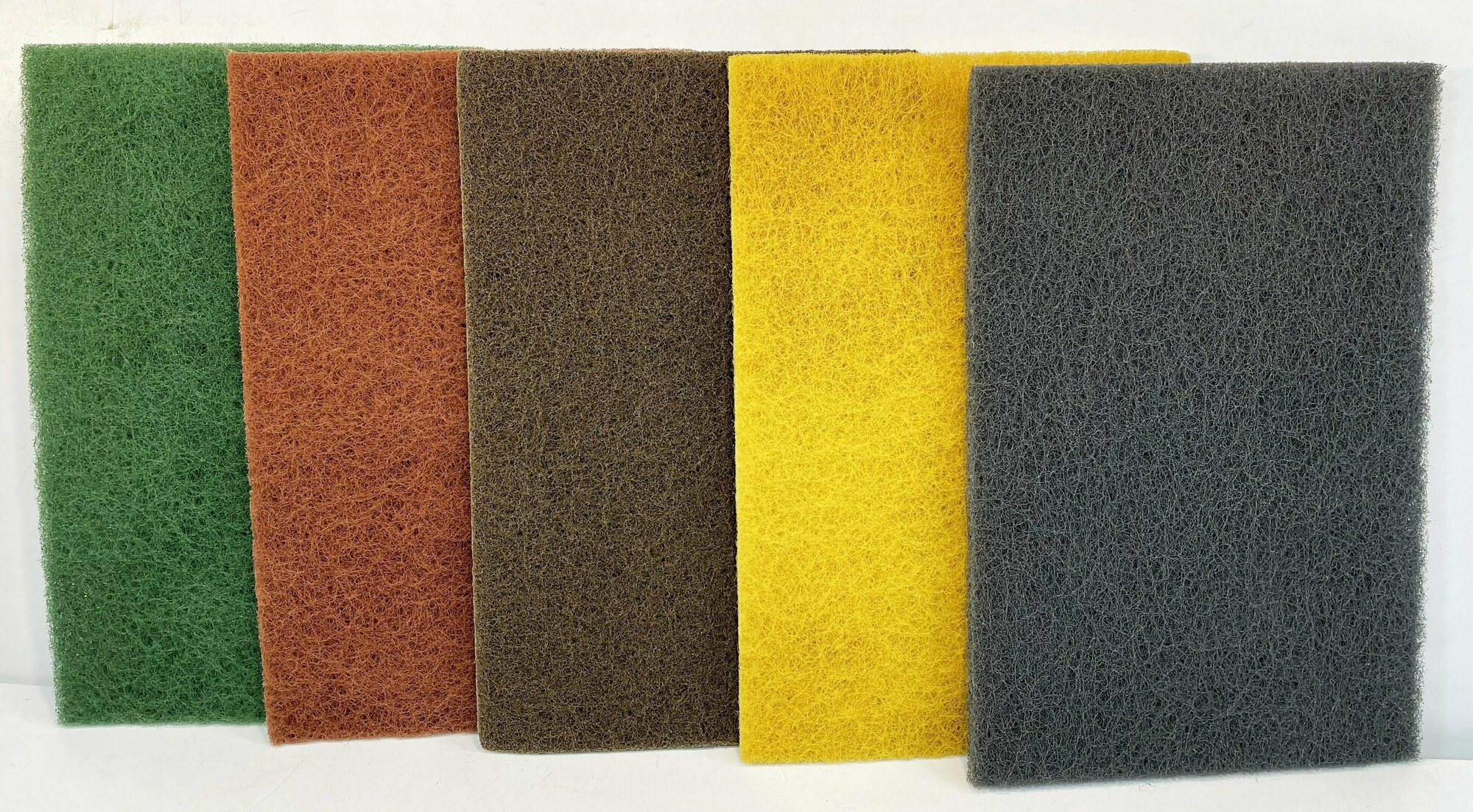 Скотч-брайт ISISTEM IFLEX в листах 150мм x 230 мм, комплект 5шт: Medium Tan, Fine Green, VFine Red, UFine Grey, MFine Yellow. — фото 2