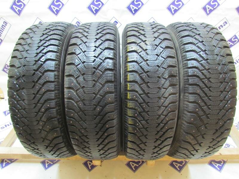 GoodYear Ultra Grip 500 235 70 17 шины Зимние