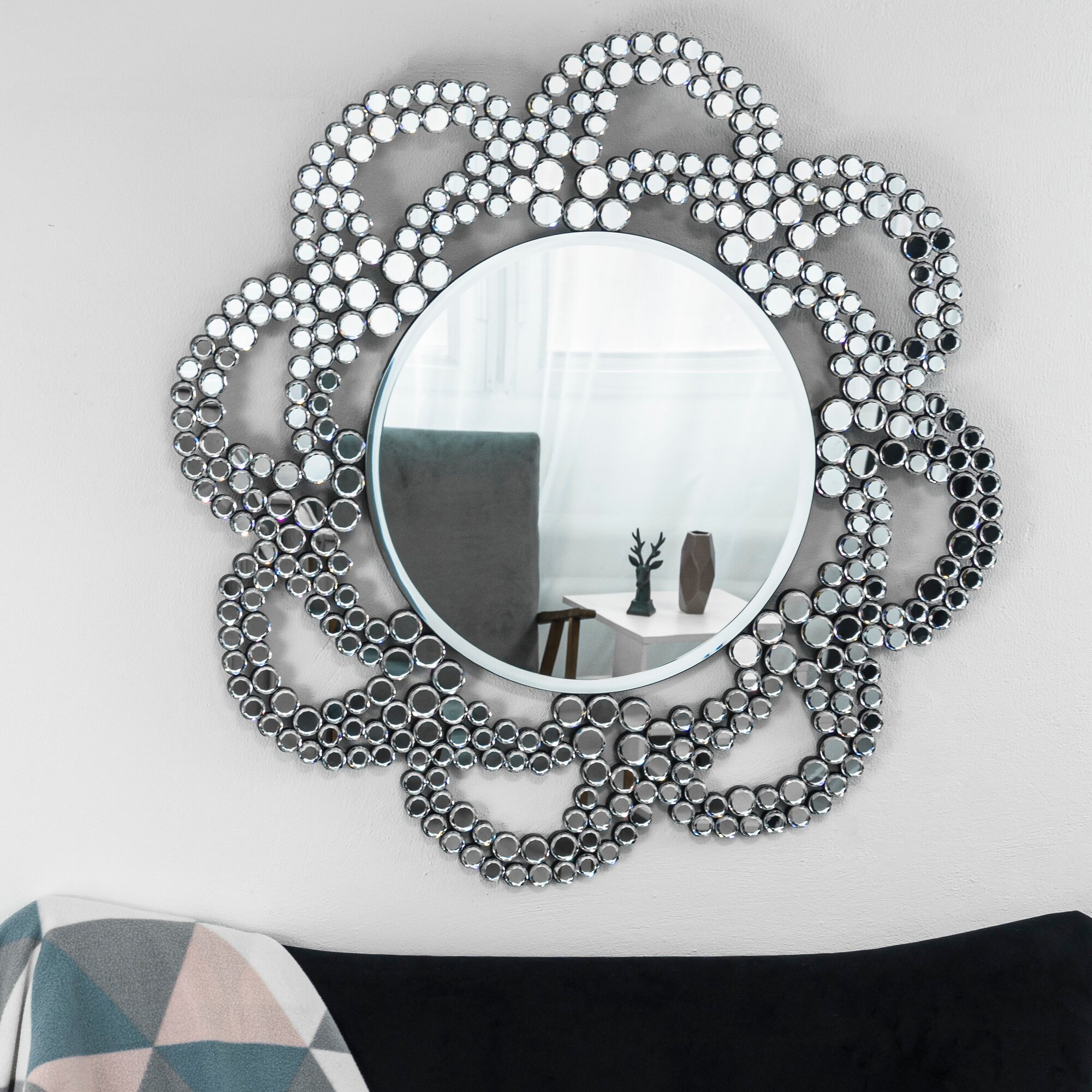 Интерьерное настенное зеркало Perlina Brillica диаметр 90,5 см